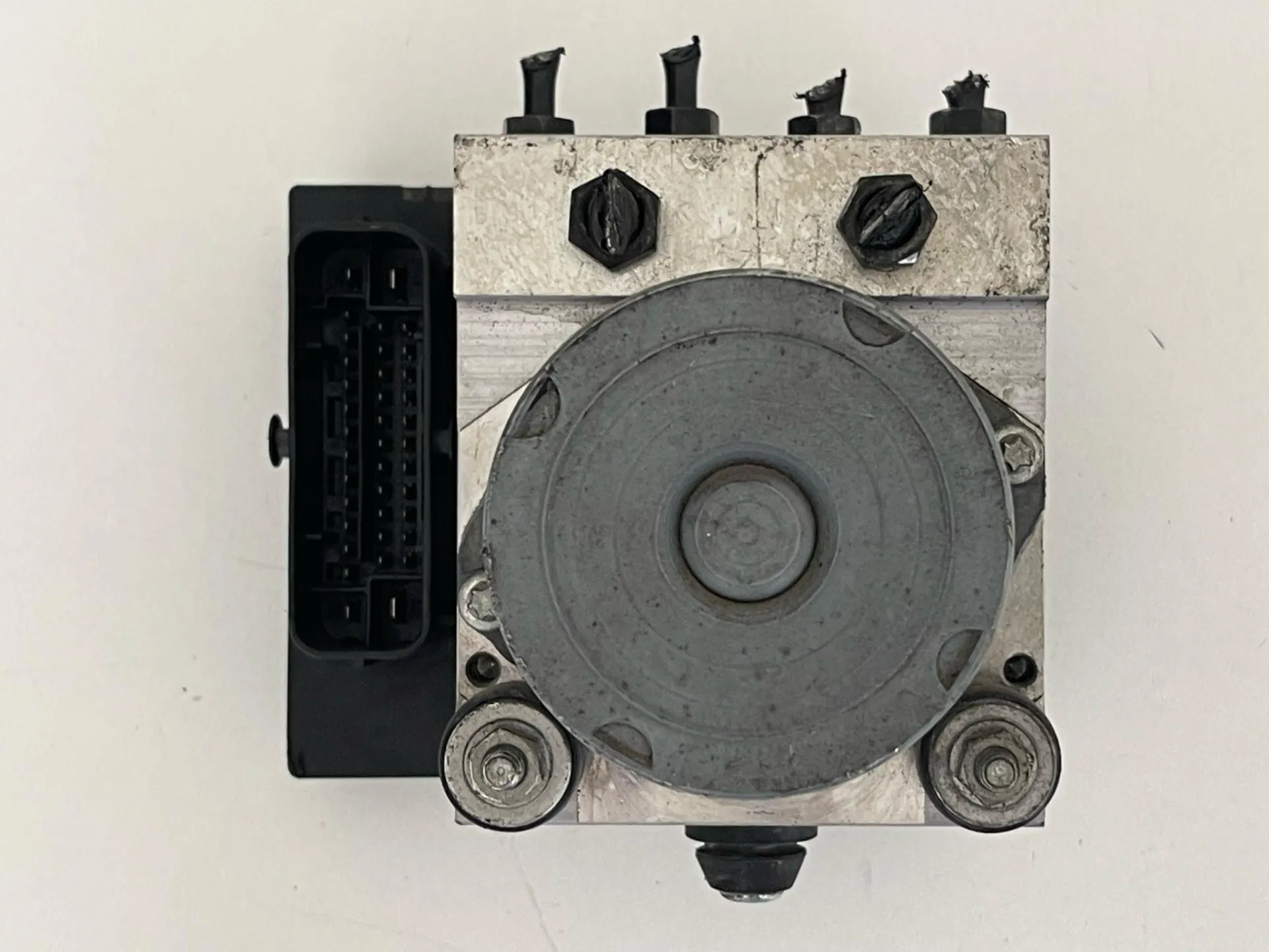 ABS con codice 0265950474 da AUDI A4 Berlina con codice motore BRD/BRD Diesel 2000 (07>10)