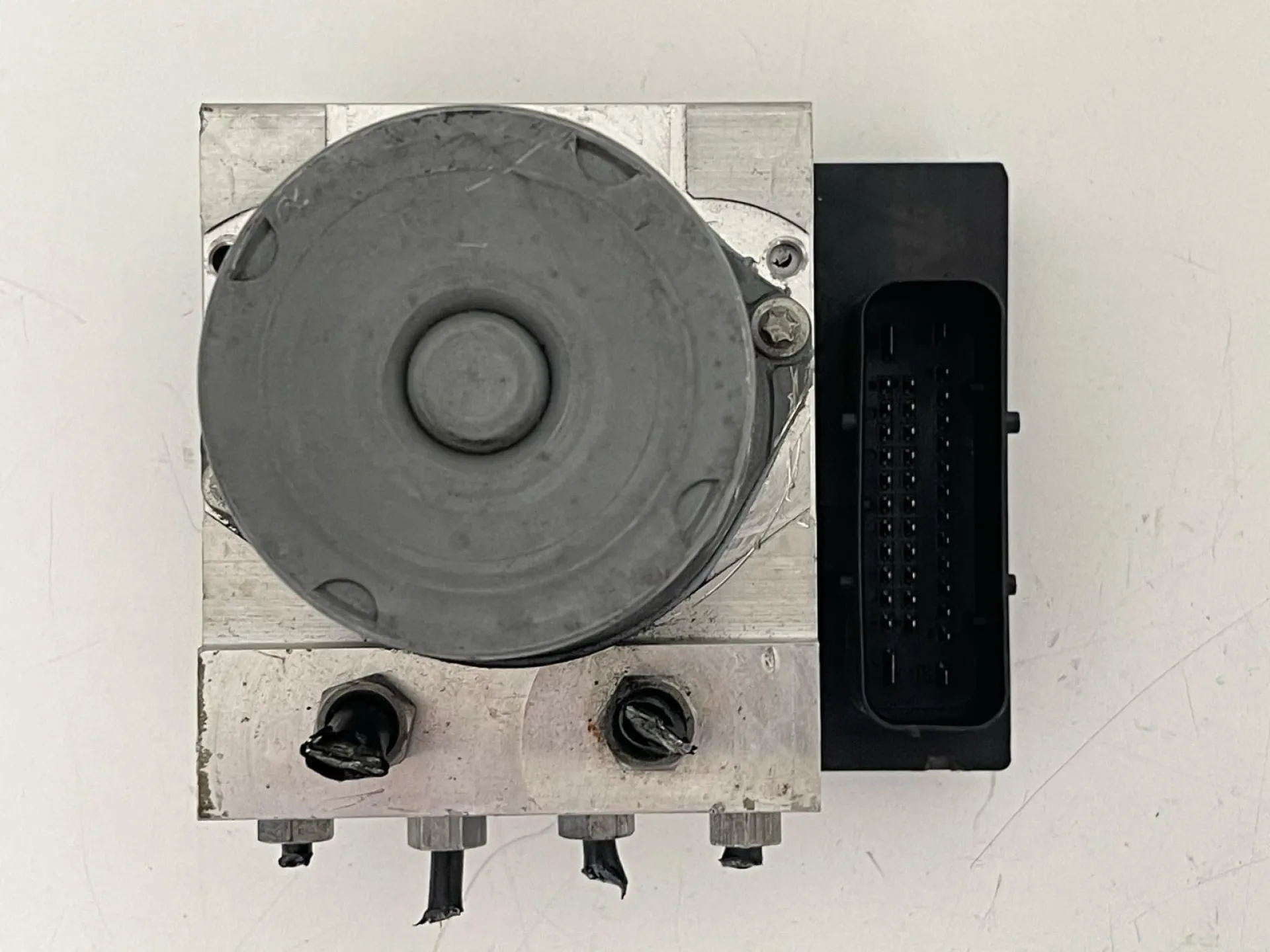 ABS con codice 0265234035 da BMW X3 1° Serie Diesel 2000 (04>10)