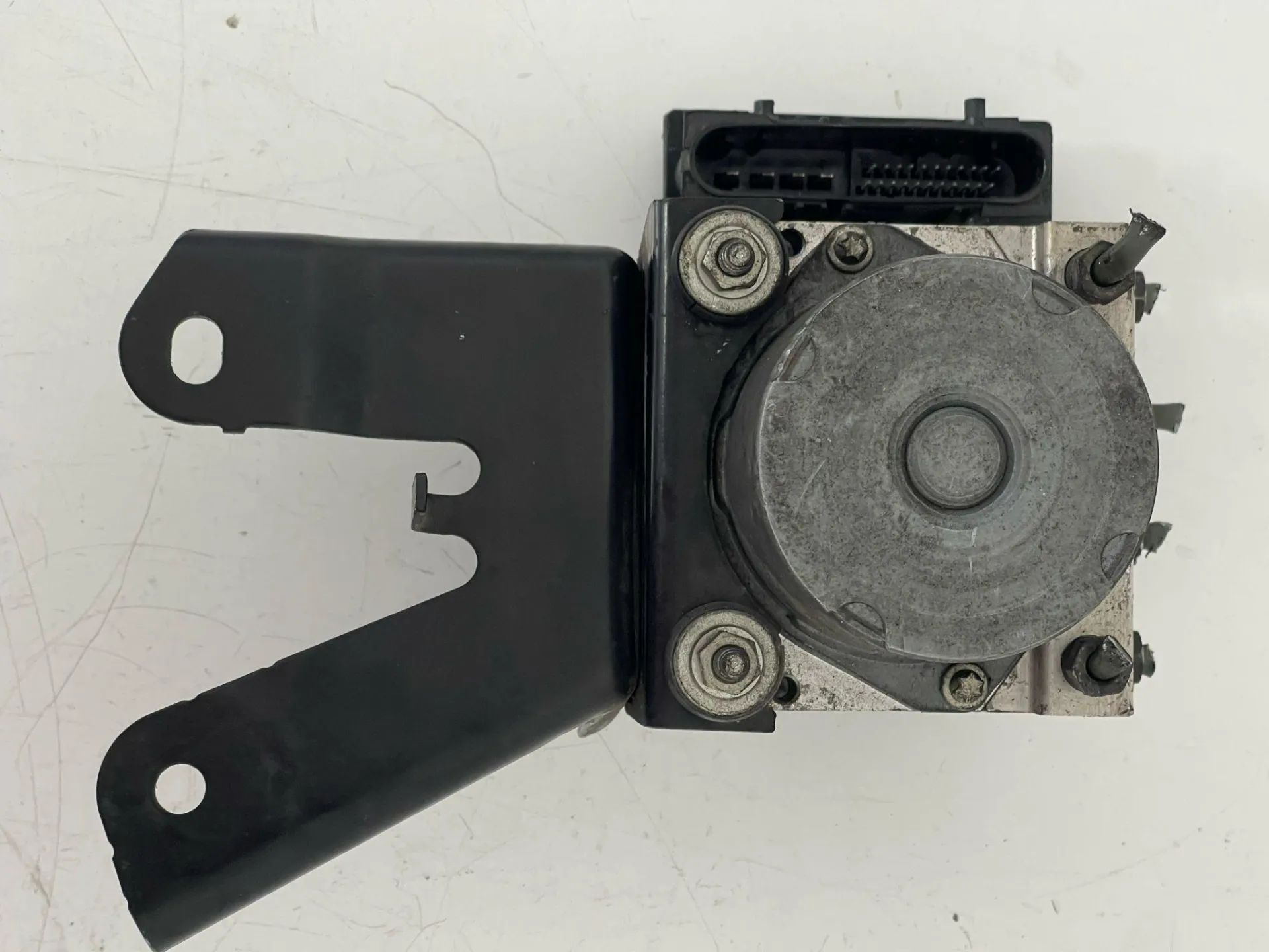ABS con codice 44510-0H010 da CITROEN C1 1° Serie con codice motore 8HT/8HT Diesel 1400 (05>08)