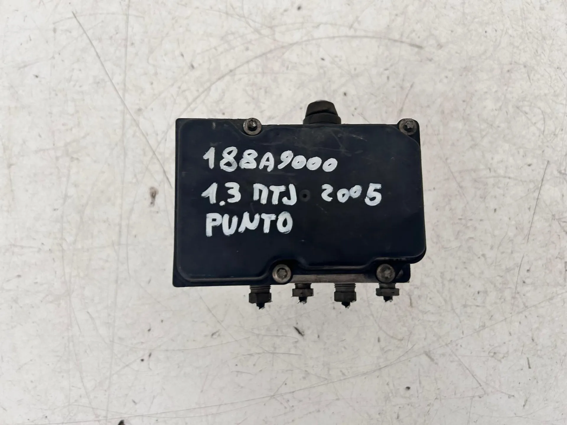 ABS con codice 0265231331 da FIAT Punto Berlina 5P 3° Serie Diesel 1300 (03>)