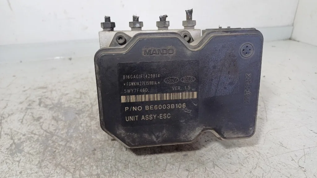 ABS HYUNDAI iX35 1° Serie 58920-2Y350/BH6013I001/BE6003B106 D4FD diesel 1685 (10>)