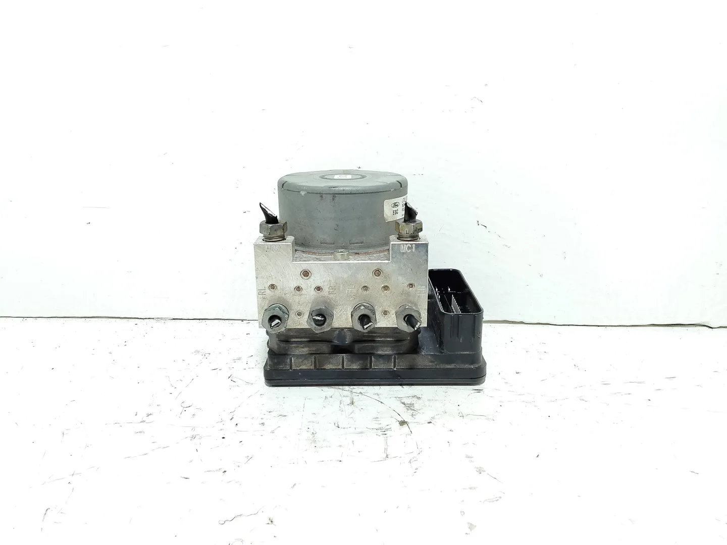 ABS con codice 2261182 da FORD Ka Ka+ Serie con codice motore BIKE Benzina 1200 (16>20)