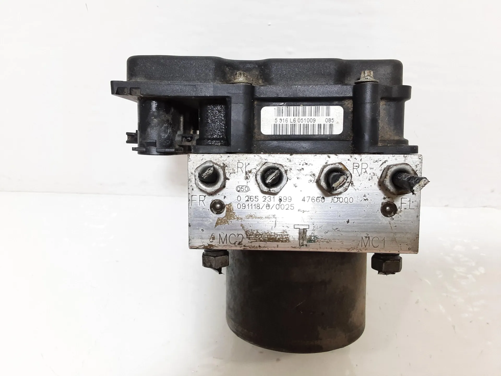 ABS con codice 47660JD000 da NISSAN Qashqai 2° Serie Diesel 1461 (10>13)