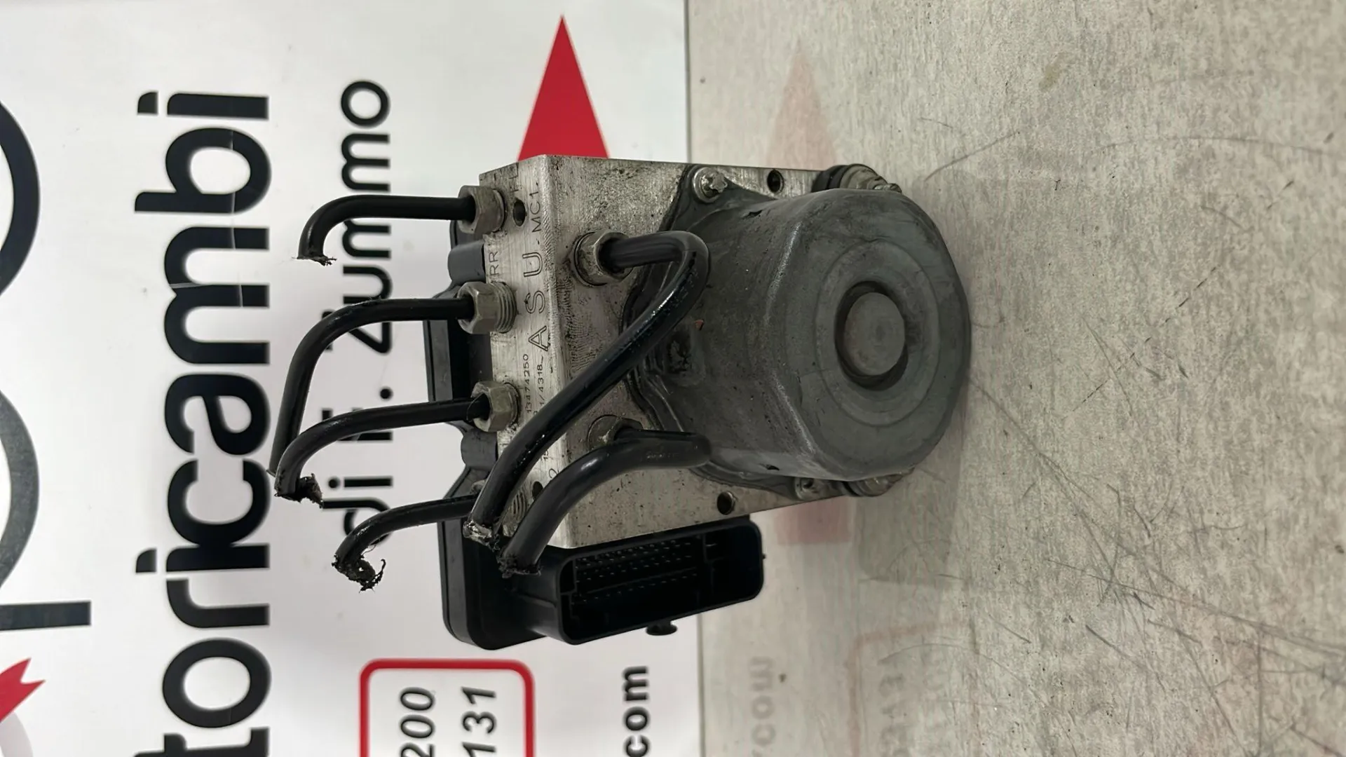 ABS con codice 13474250 da OPEL Meriva 3° Serie con codice motore B16DTL Diesel 1600 (10>)