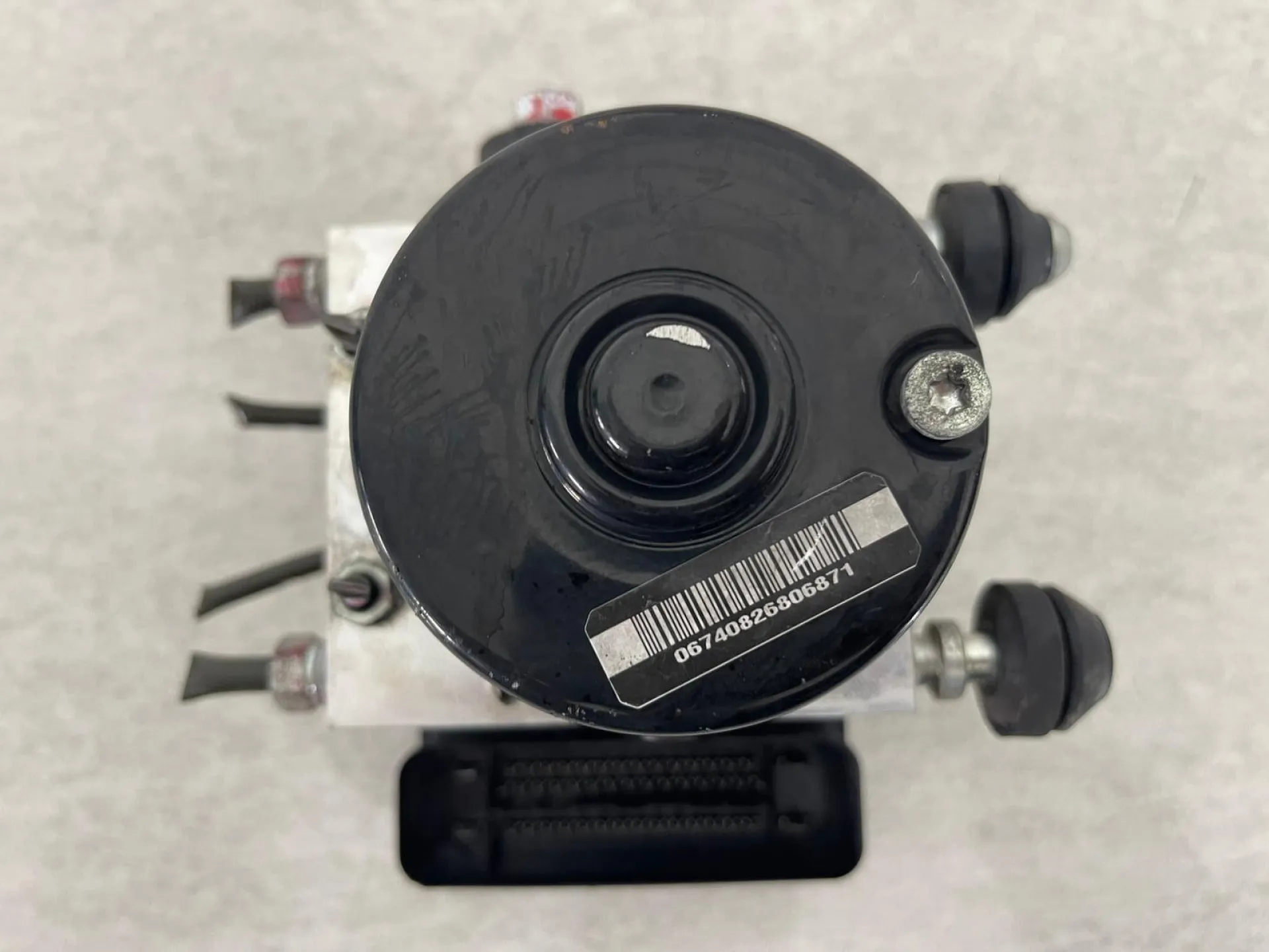 ABS con codice 4670A235 da 4541CC PEUGEOT 4007 1° Serie con codice motore 4HN Diesel 2200