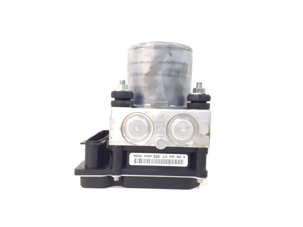 ABS con codice 8200701499 / 0265234620 da RENAULT Clio Serie D4FD7 Benzina 1200 (08>15)