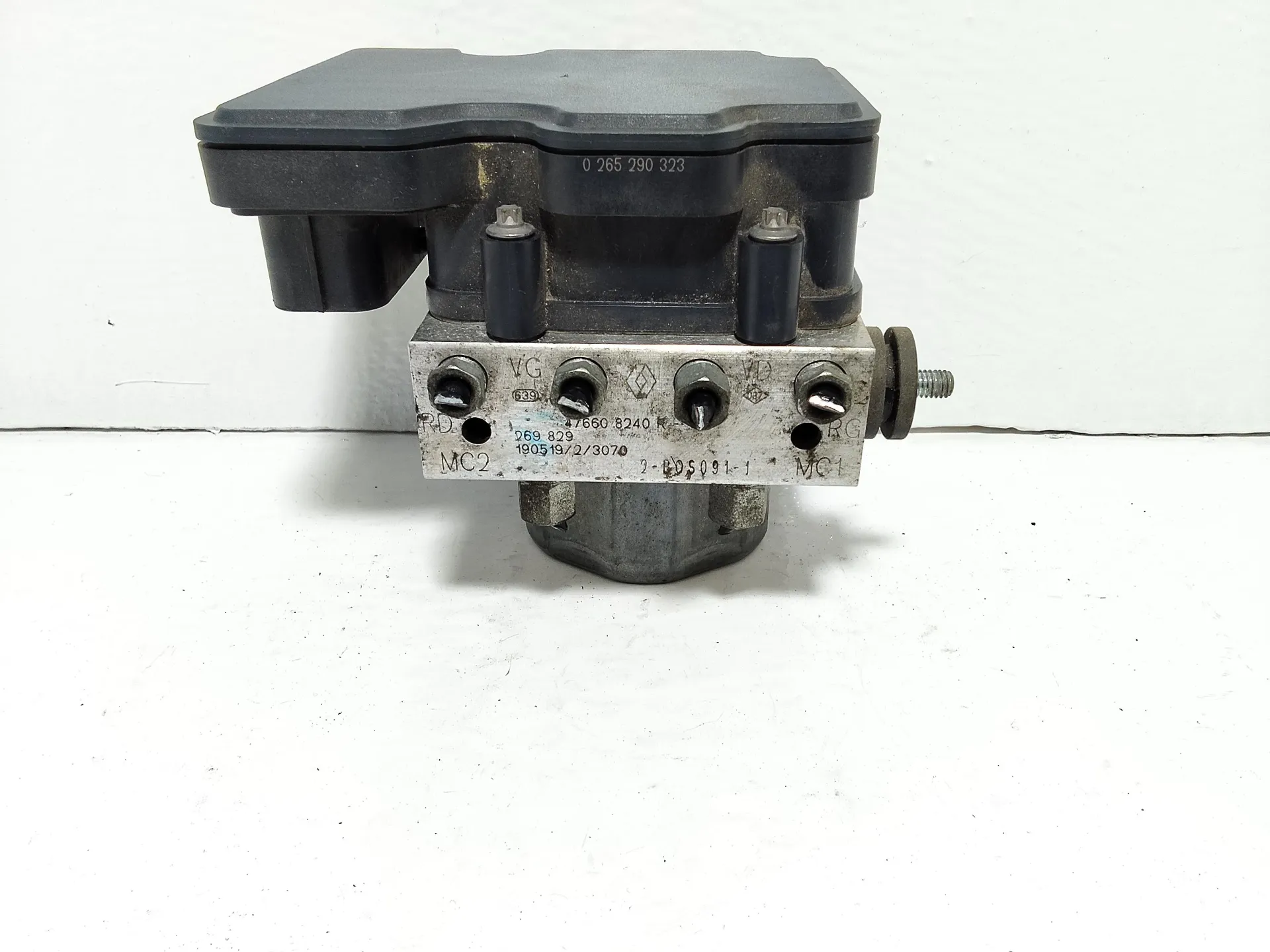 ABS con codice 2265106455 da RENAULT Kadjar Serie con codice motore H5HB4 Benzina 1300 (15>)