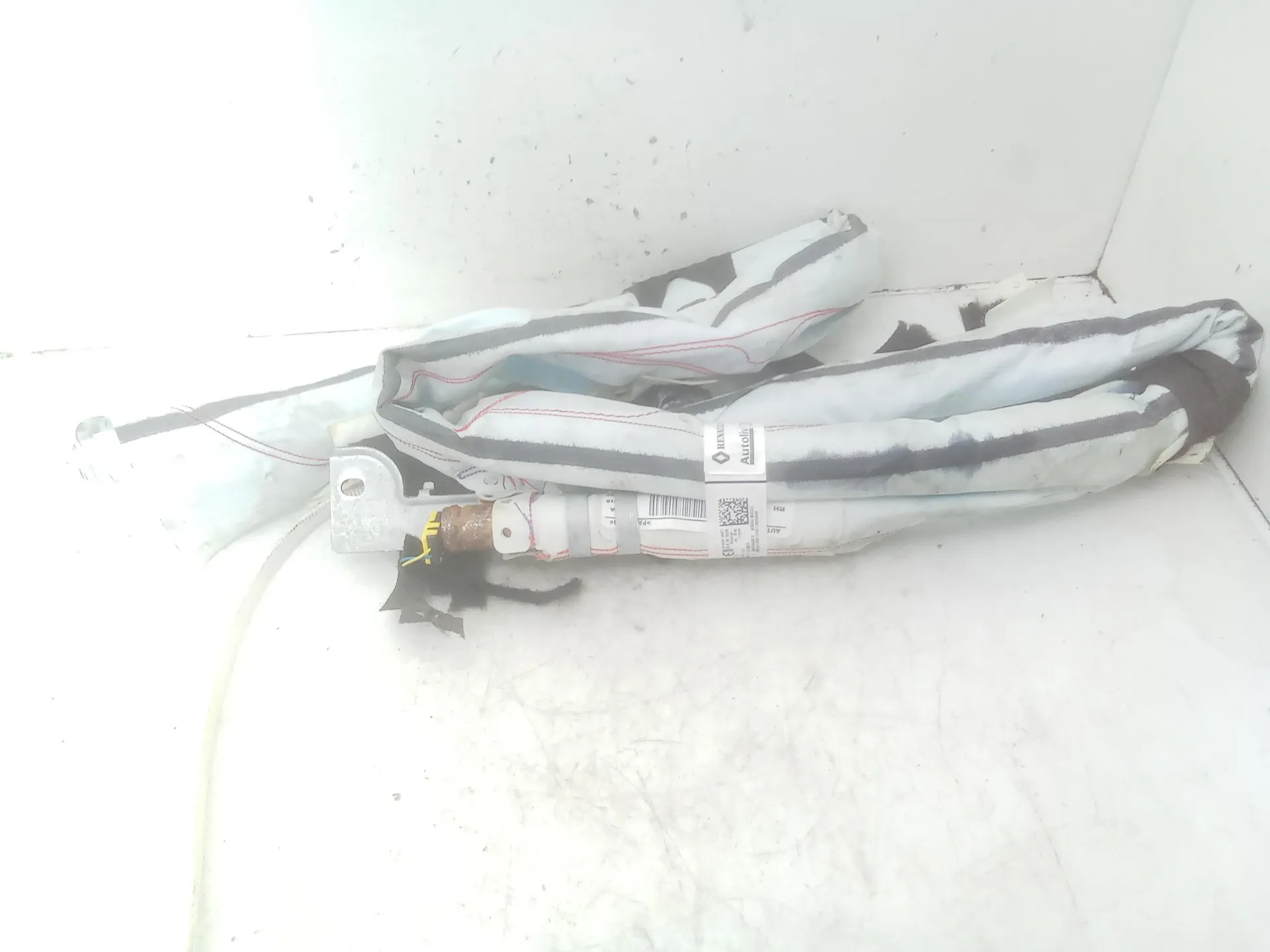 AIRBAG A TENDINA LATERALE PASSEGGERO con codice 648756500 da DACIA Sandero Serie (21>)