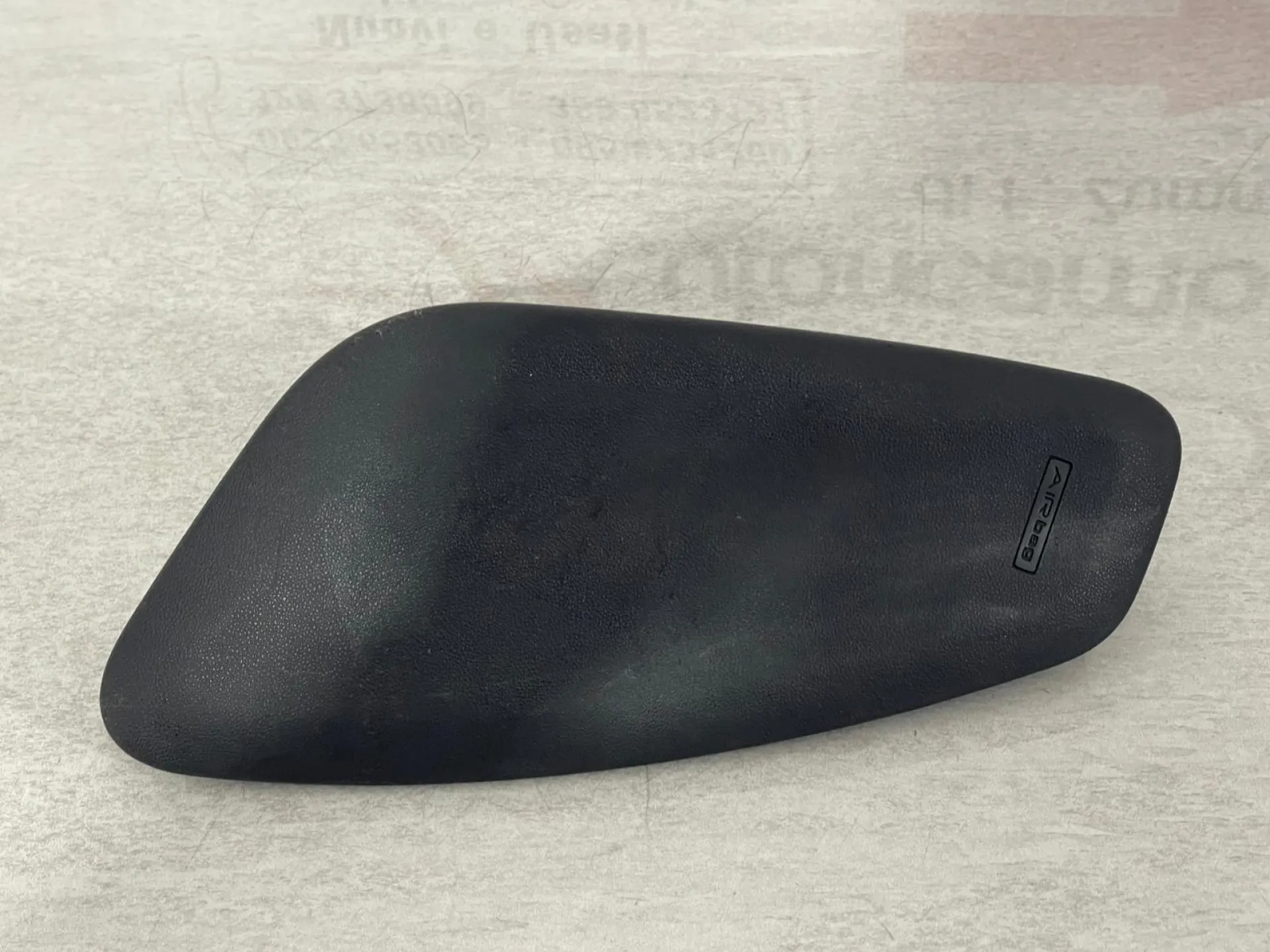 AIRBAG SEDILE DESTRO con codice 1013057 da ALFA ROMEO Mito Serie (955_) (08>)