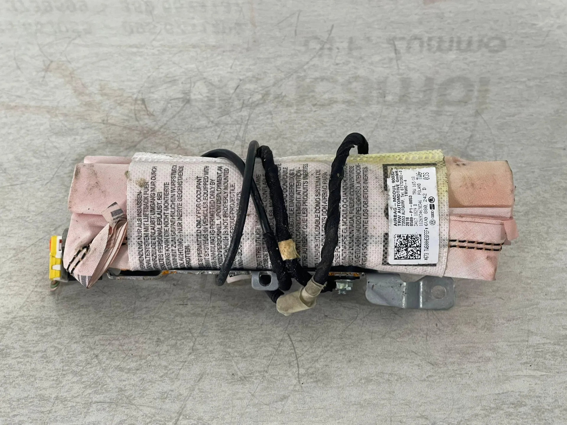 AIRBAG SEDILE DESTRO con codice 34171829B da SKODA Fabia Berlina 3° Serie (15>21)