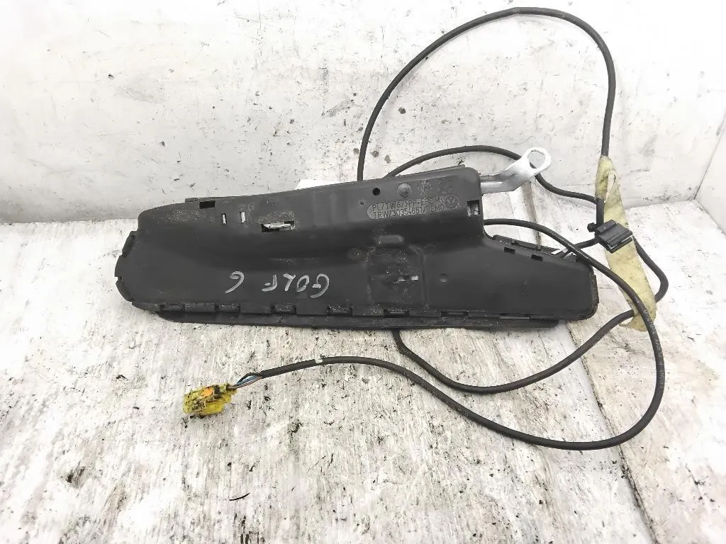 AIRBAG SEDILE DESTRO con codice 5k3880242 da VOLKSWAGEN Golf 6 Berlina (08>12)