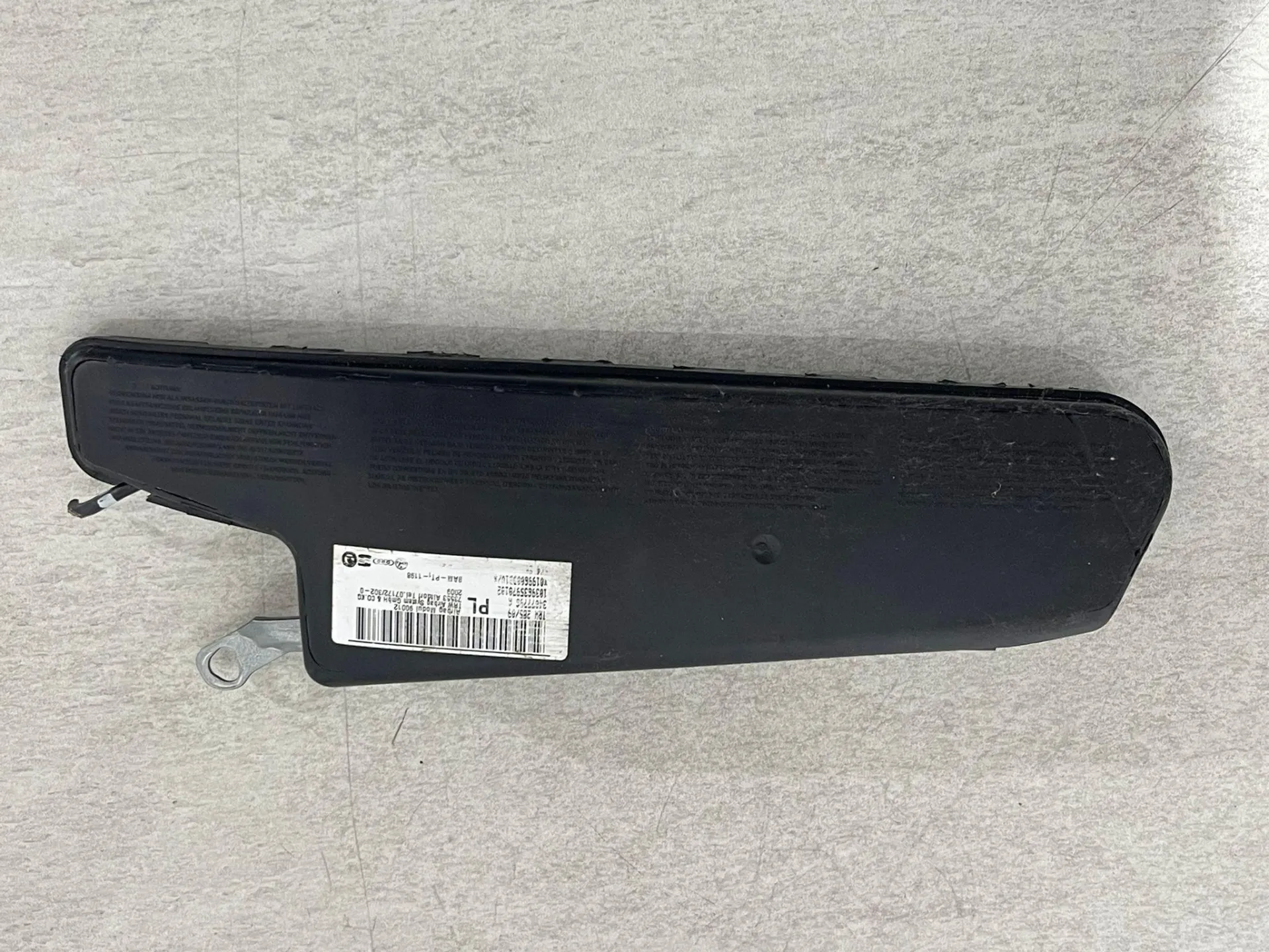 AIRBAG SEDILE SINISTRO con codice 34077798A da VOLKSWAGEN Golf 6 Berlina (08>12)