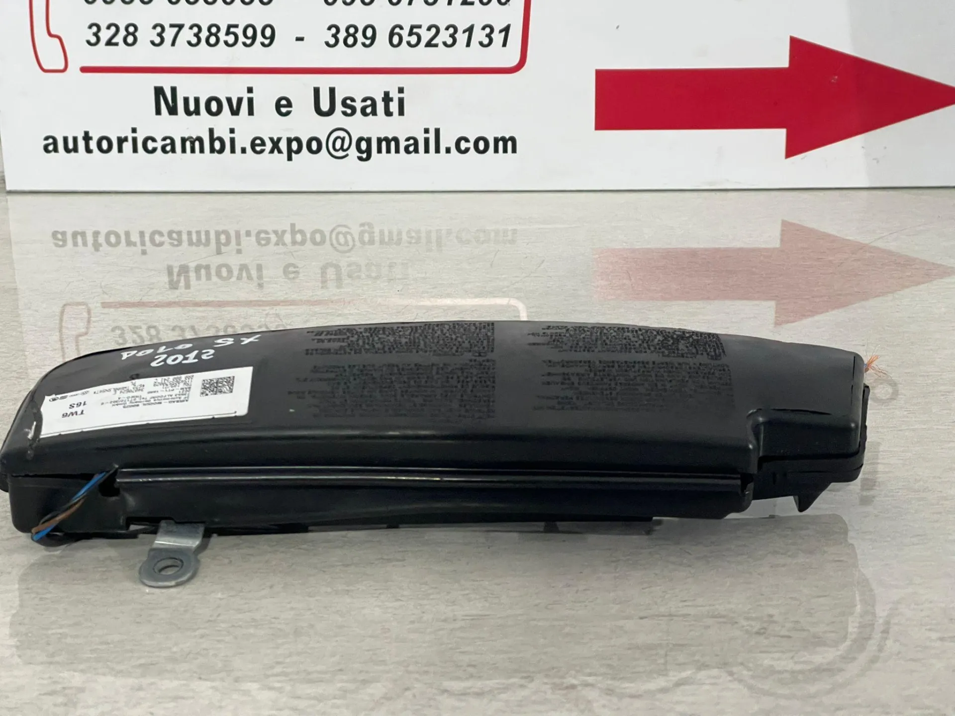 AIRBAG SEDILE SINISTRO con codice 6R0880241C da VOLKSWAGEN Polo 5° Serie (09>17)