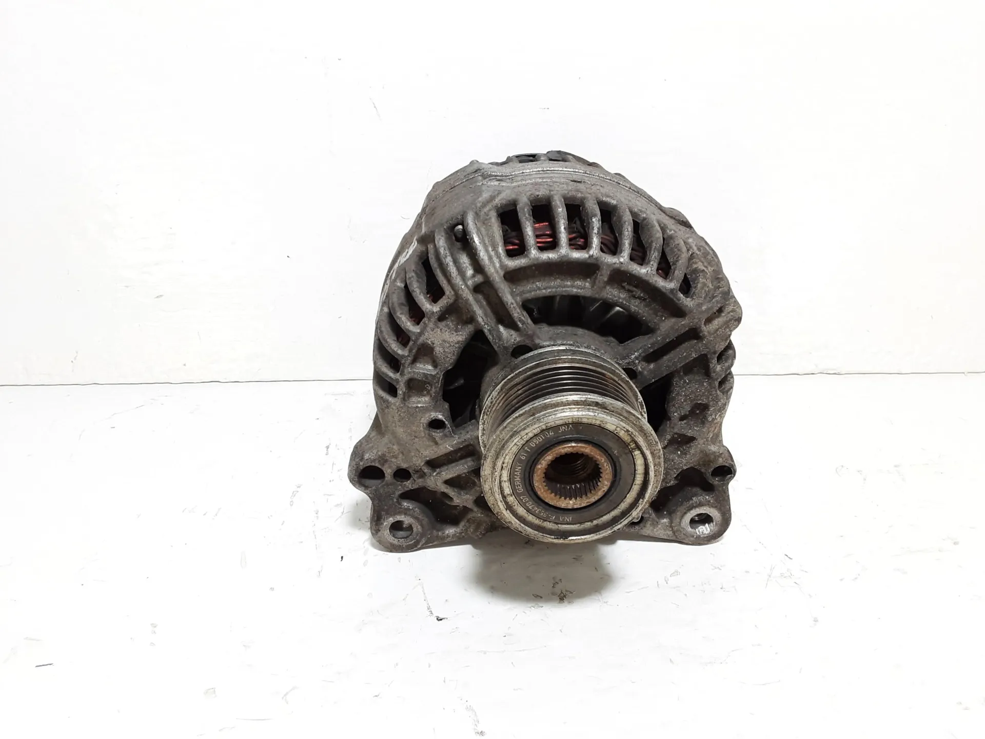 ALTERNATORE con codice 06F903023F da AUDI A3 Serie (8P1) Diesel 2000 (05>08)