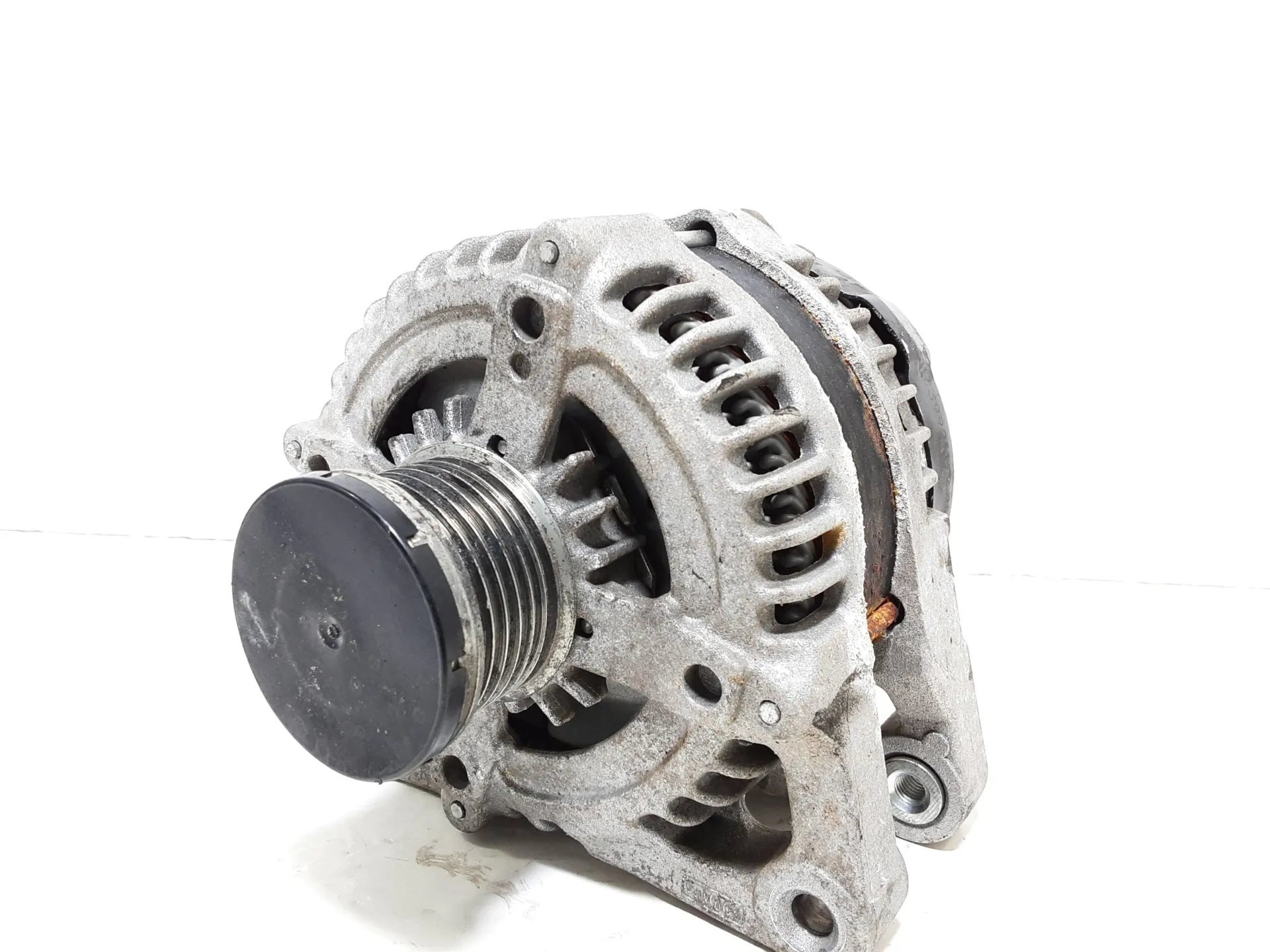 ALTERNATORE con codice KN1510300AAA da FORD EcoSport Serie Benzina 1000 (12>)