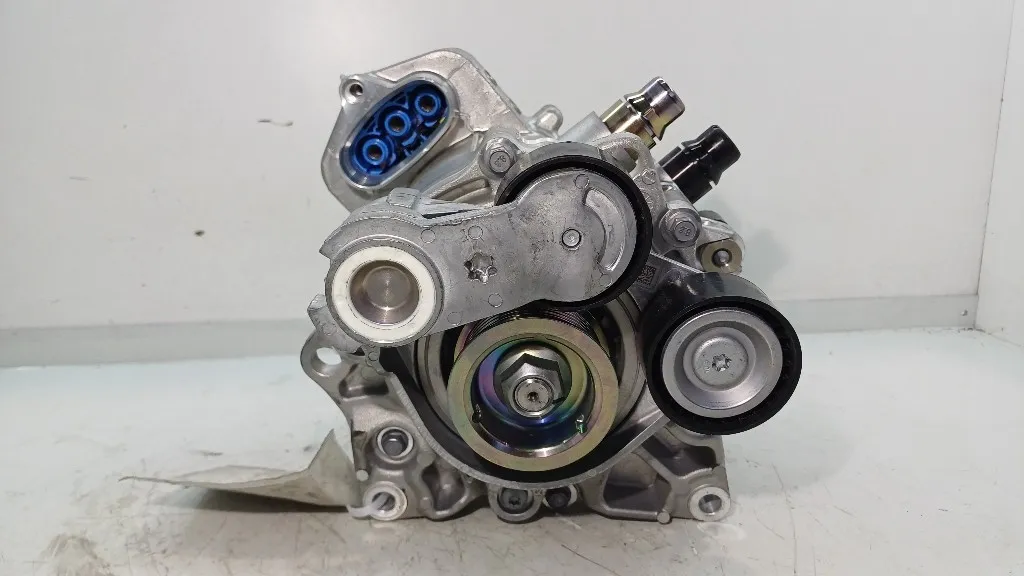 ALTERNATORE JEEP Renegade Serie 05190303AF/00463544720 46337540 hybrid 1332 (18>)