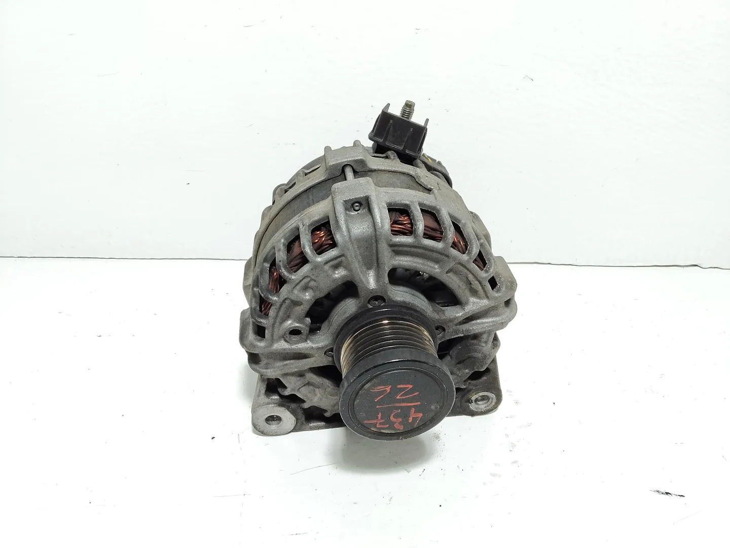 ALTERNATORE con codice 231007769R da DACIA Sandero Stepway Serie H4D4F4 Bifuel/Gas 1000 (21>)