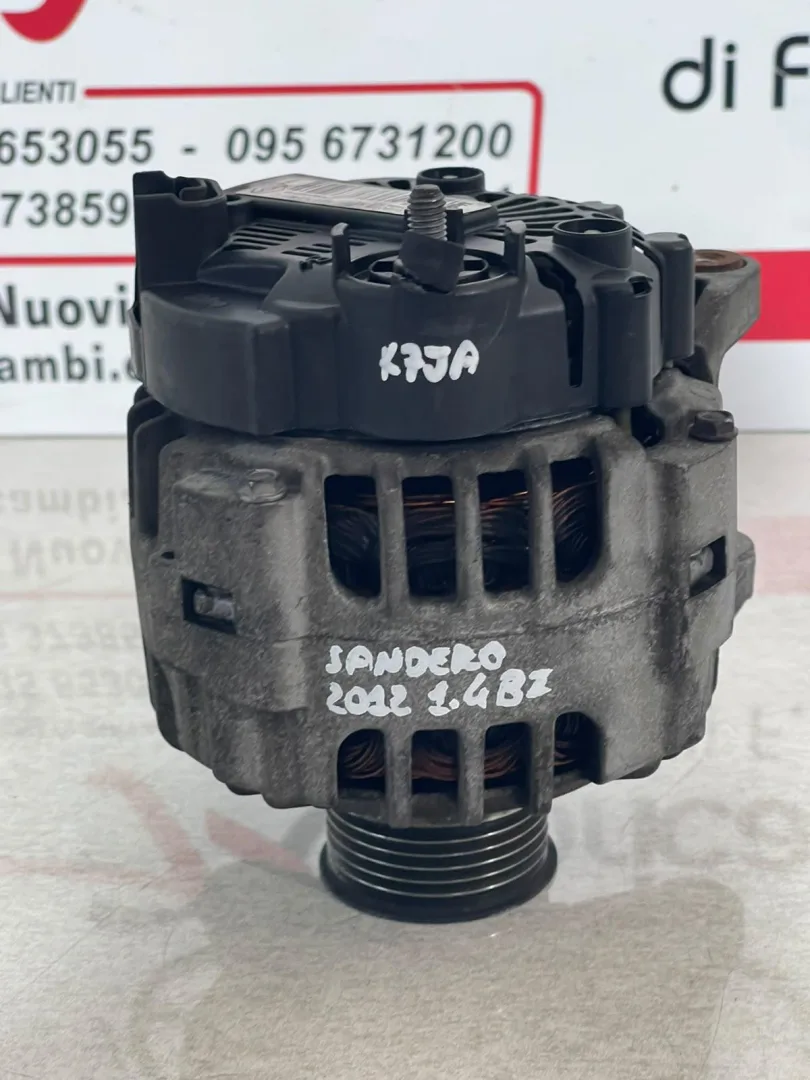 ALTERNATORE con codice 8200810621 da 231008344R DACIA Sandero 1° Serie con codice motore K7JA Benzina 1400