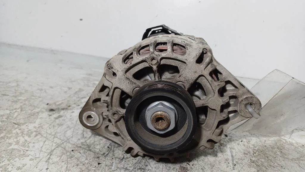 ALTERNATORE HYUNDAI i10 1° Serie 2613777/37300-02605 G4HG benzina 1086 (07>11)