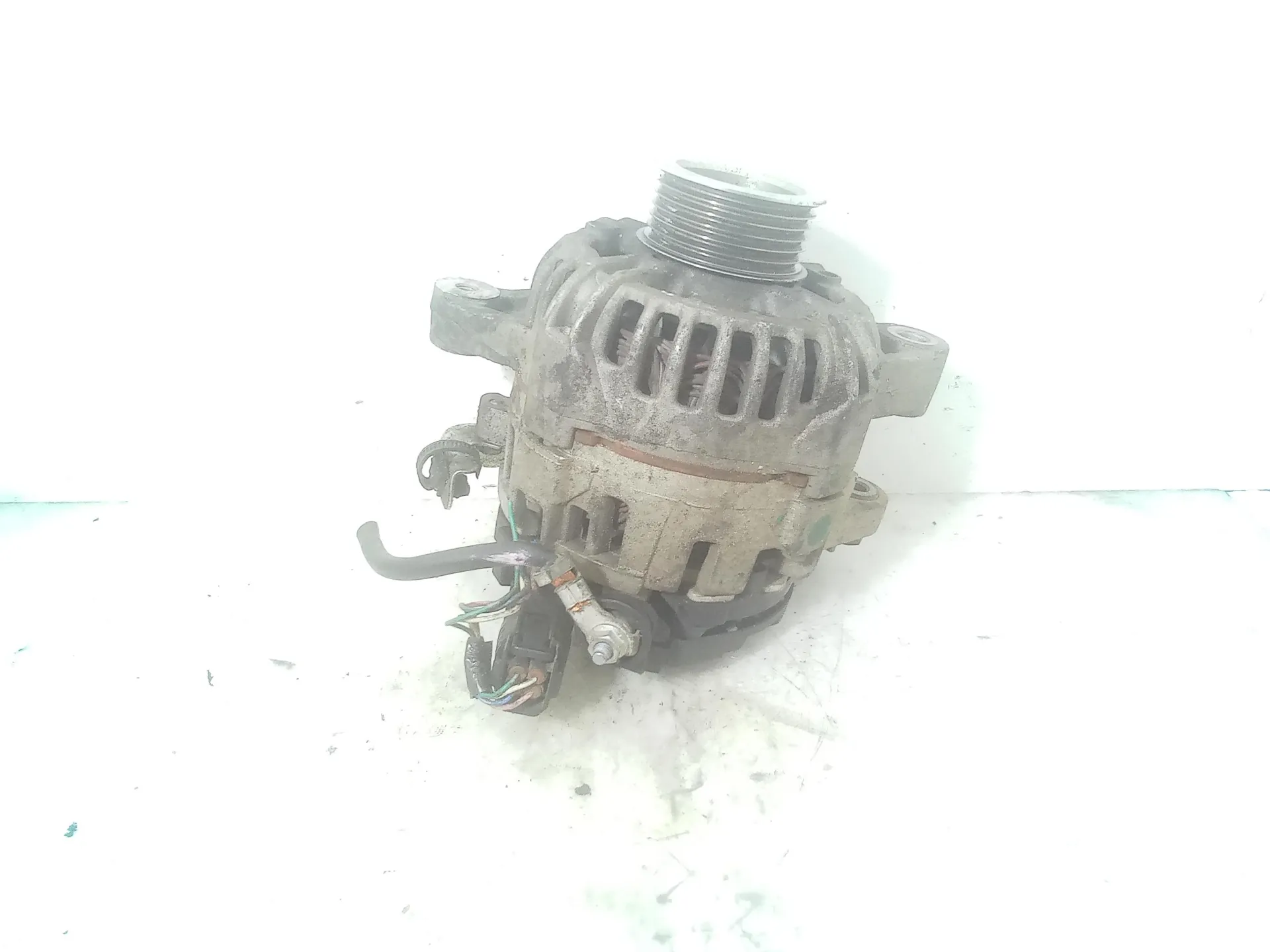 ALTERNATORE con codice 0124225053 da TOYOTA Yaris Serie Benzina 1300 (05>08)