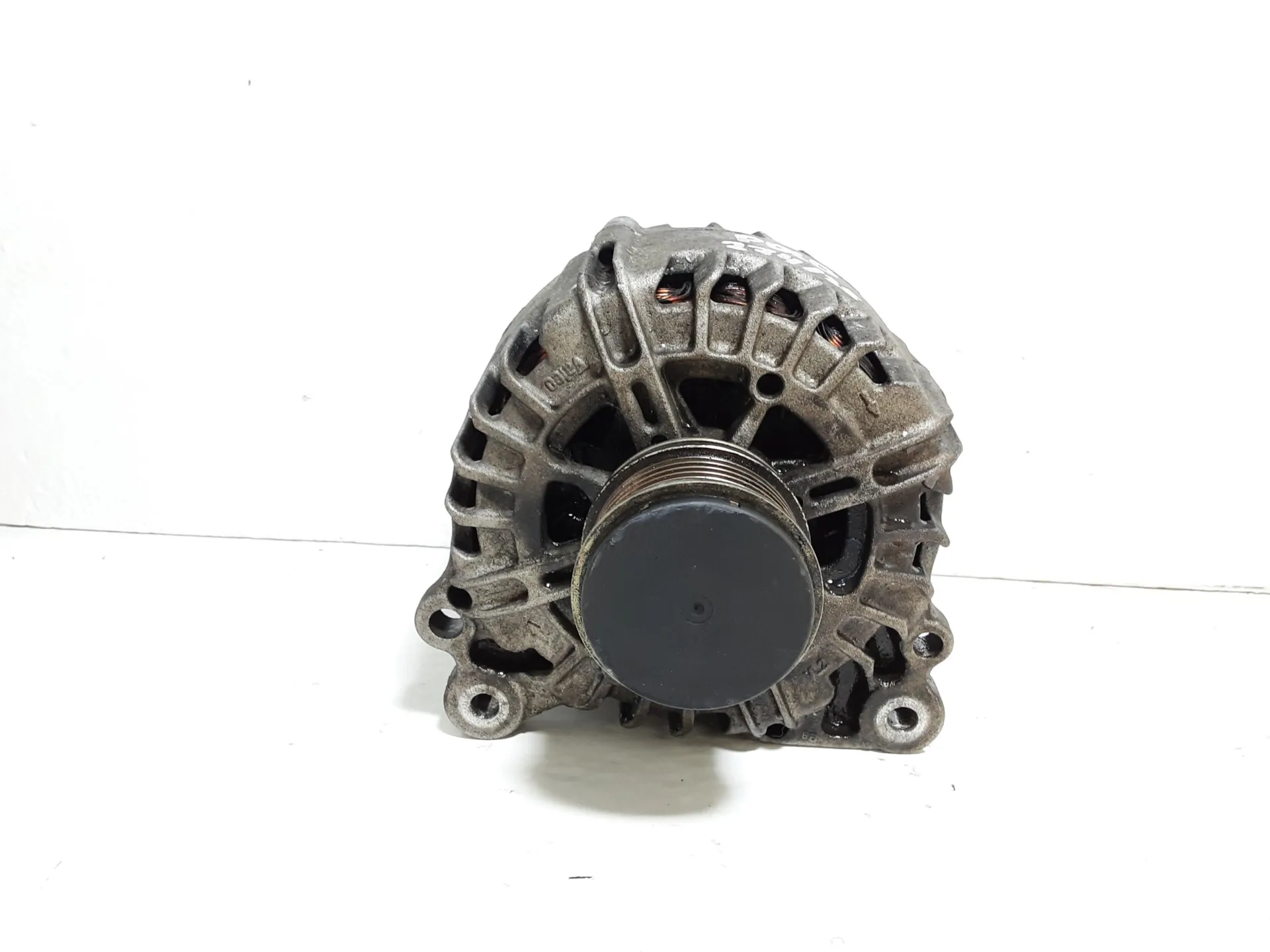 ALTERNATORE con codice 03P903023D da VOLKSWAGEN Polo 5° Serie Diesel 1.2 (09>17)