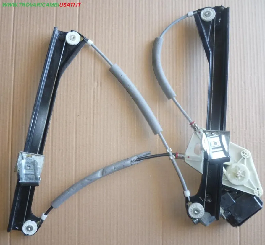 ALZACRISTALLO ELETTR. PORTA ANT. SX 4 PIN GRANDI + 8 PIN PICCOLI - 6R0959801AT