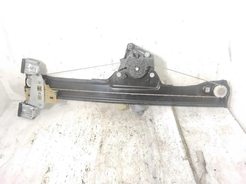 ALZACRISTALLO ELETTRICO ANT. DX con codice GN15-A23200-E-B da FORD EcoSport Serie (12>)