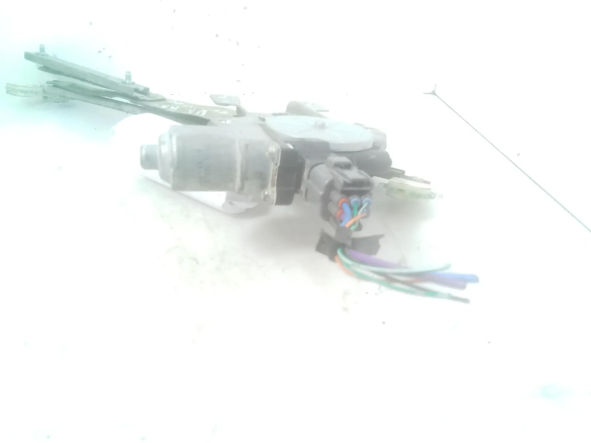 ALZACRISTALLO ELETTRICO ANT. DX con codice 5713a086 da MITSUBISHI Outlander Serie (CW0) (07>09)