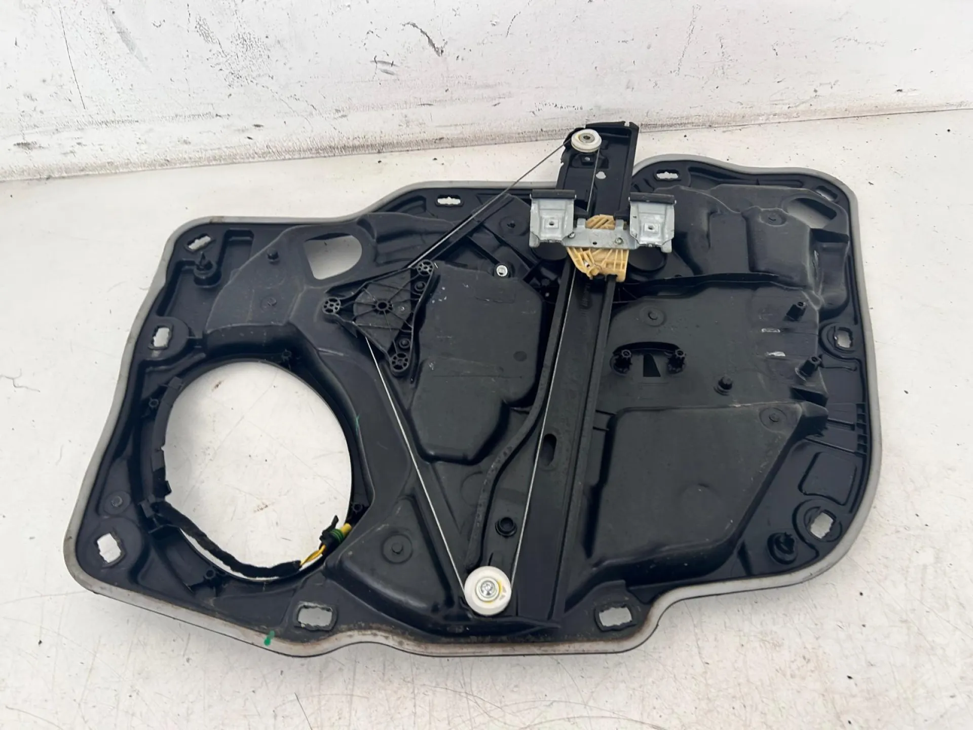 ALZACRISTALLO ELETTRICO ANT. SX con codice 00521525570 da JEEP Renegade Serie (18>)