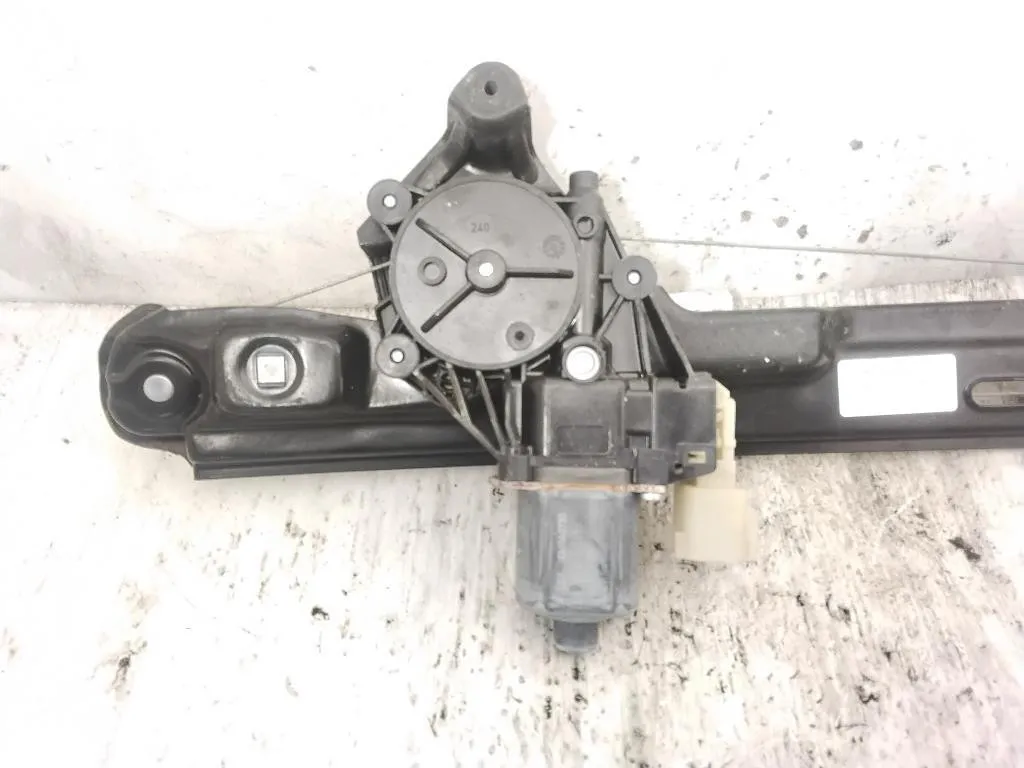 ALZACRISTALLO ELETTRICO POST. DX con codice GN15-A27000-E-B da FORD EcoSport Serie (12>)