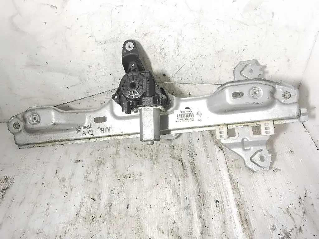 ALZACRISTALLO ELETTRICO POST. DX con codice 827004EA0A da NISSAN Qashqai Serie (14>)