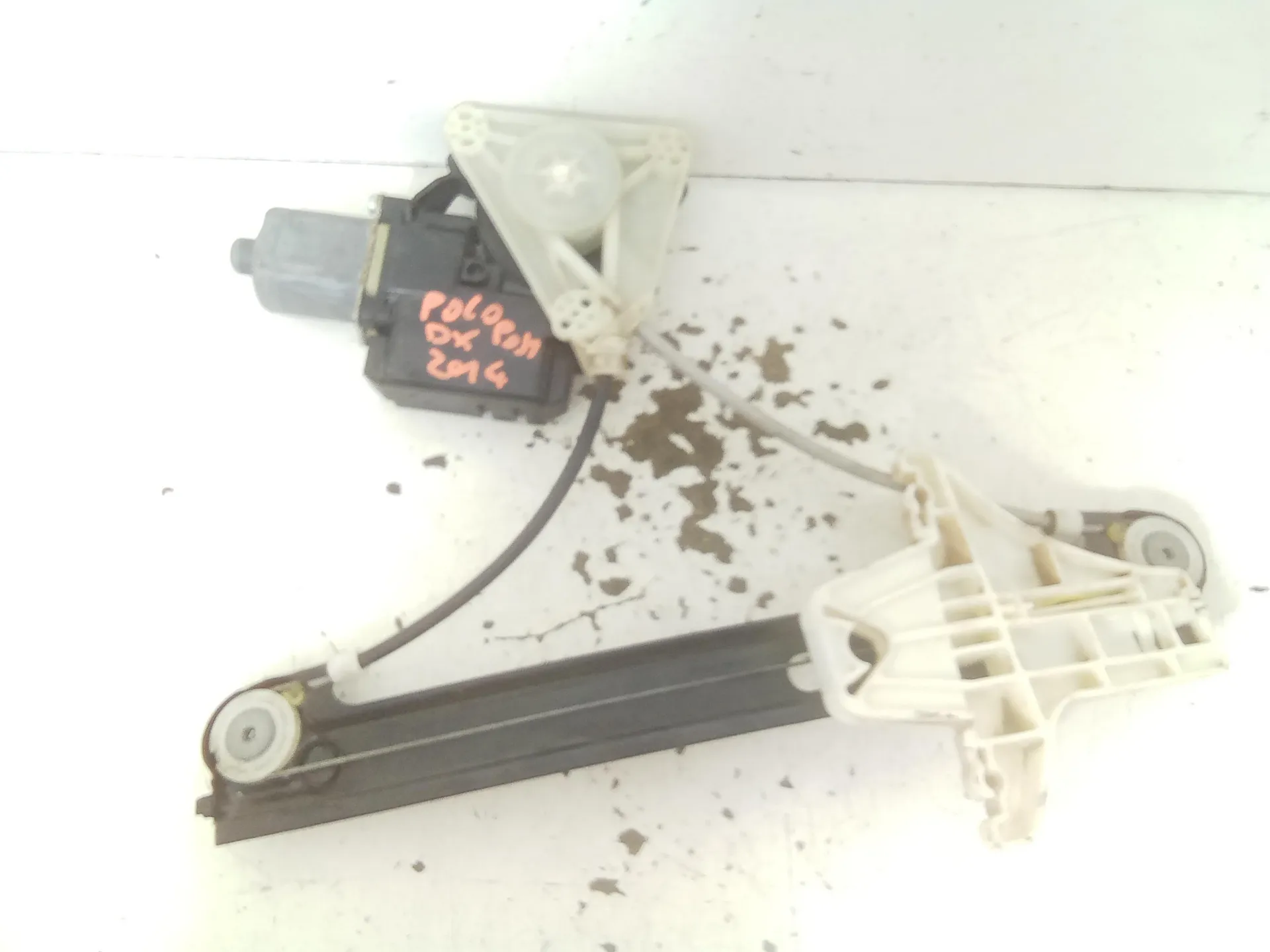 ALZACRISTALLO ELETTRICO POST. DX con codice 6r0959812g da VOLKSWAGEN Polo 5° Serie (09>17)