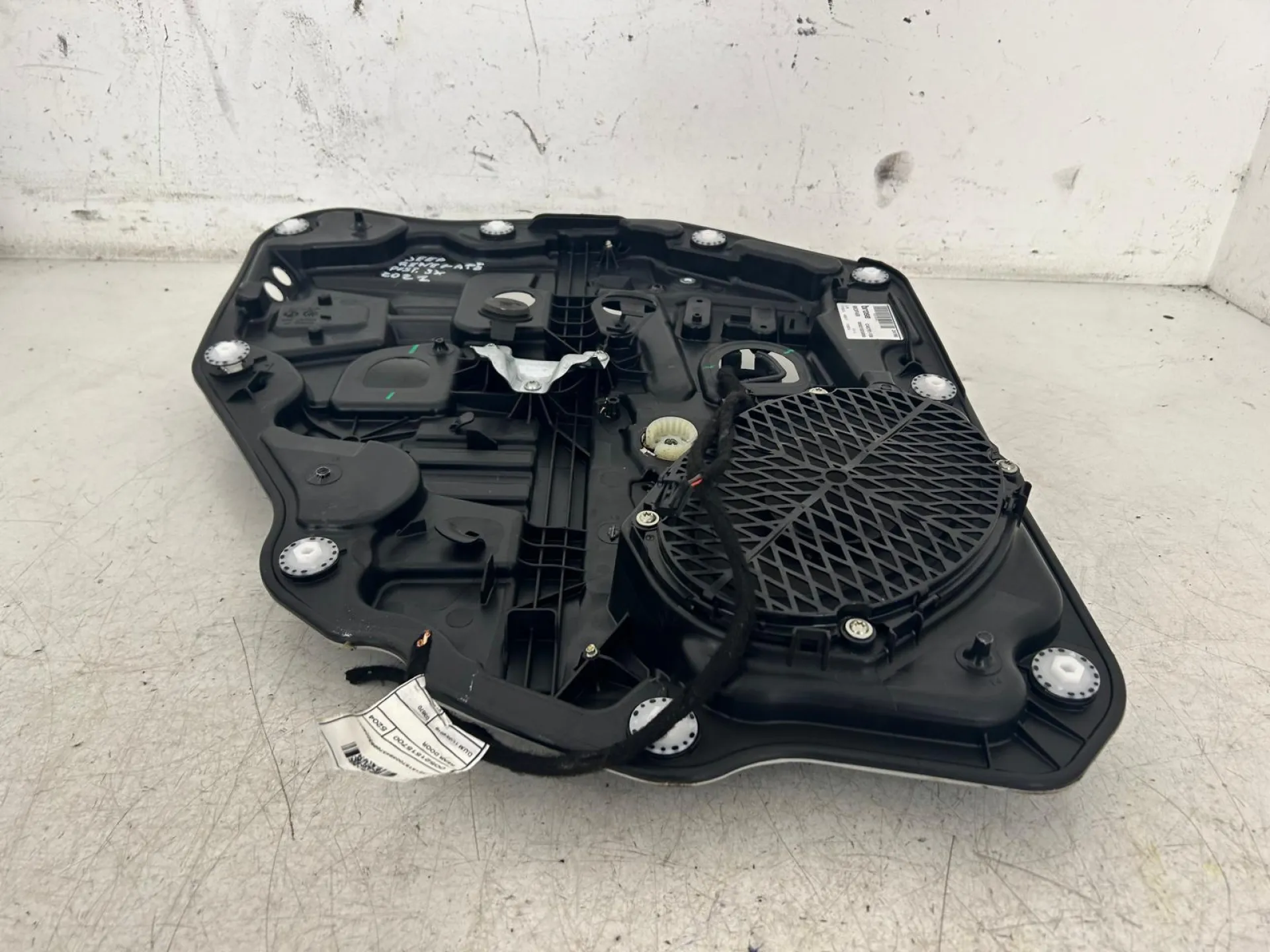 ALZACRISTALLO ELETTRICO POST. SX con codice 00521525830 da JEEP Renegade Serie (18>)