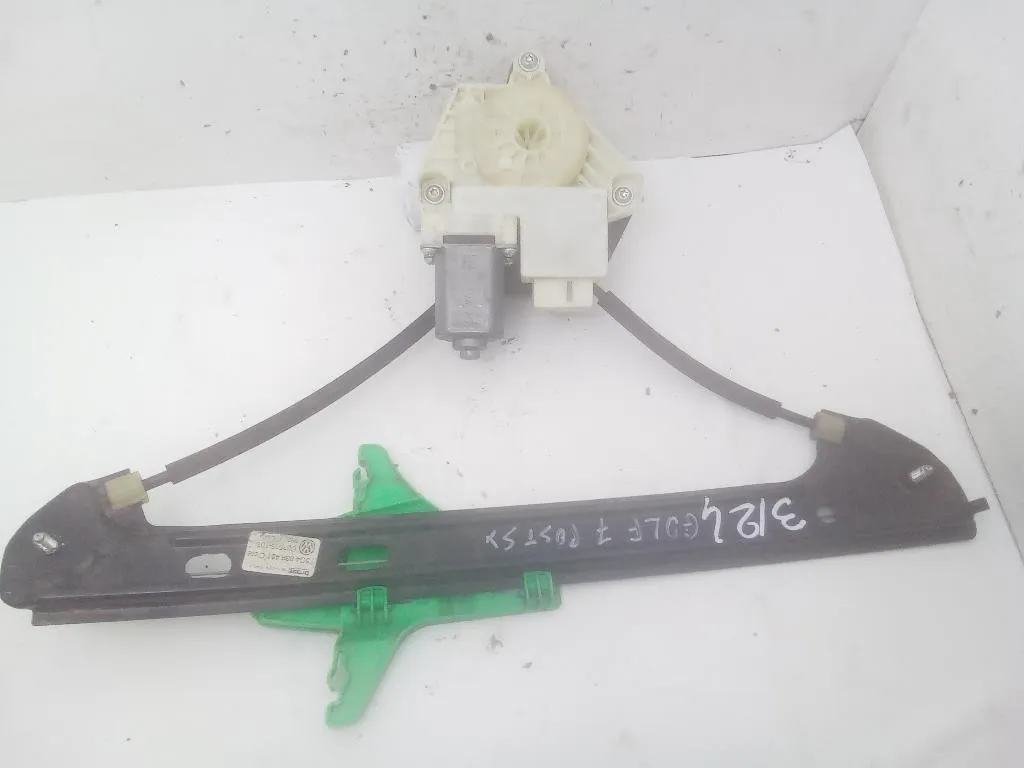 ALZACRISTALLO ELETTRICO POST. SX con codice 5G4839461C da VOLKSWAGEN Golf 7 Berlina (12>)