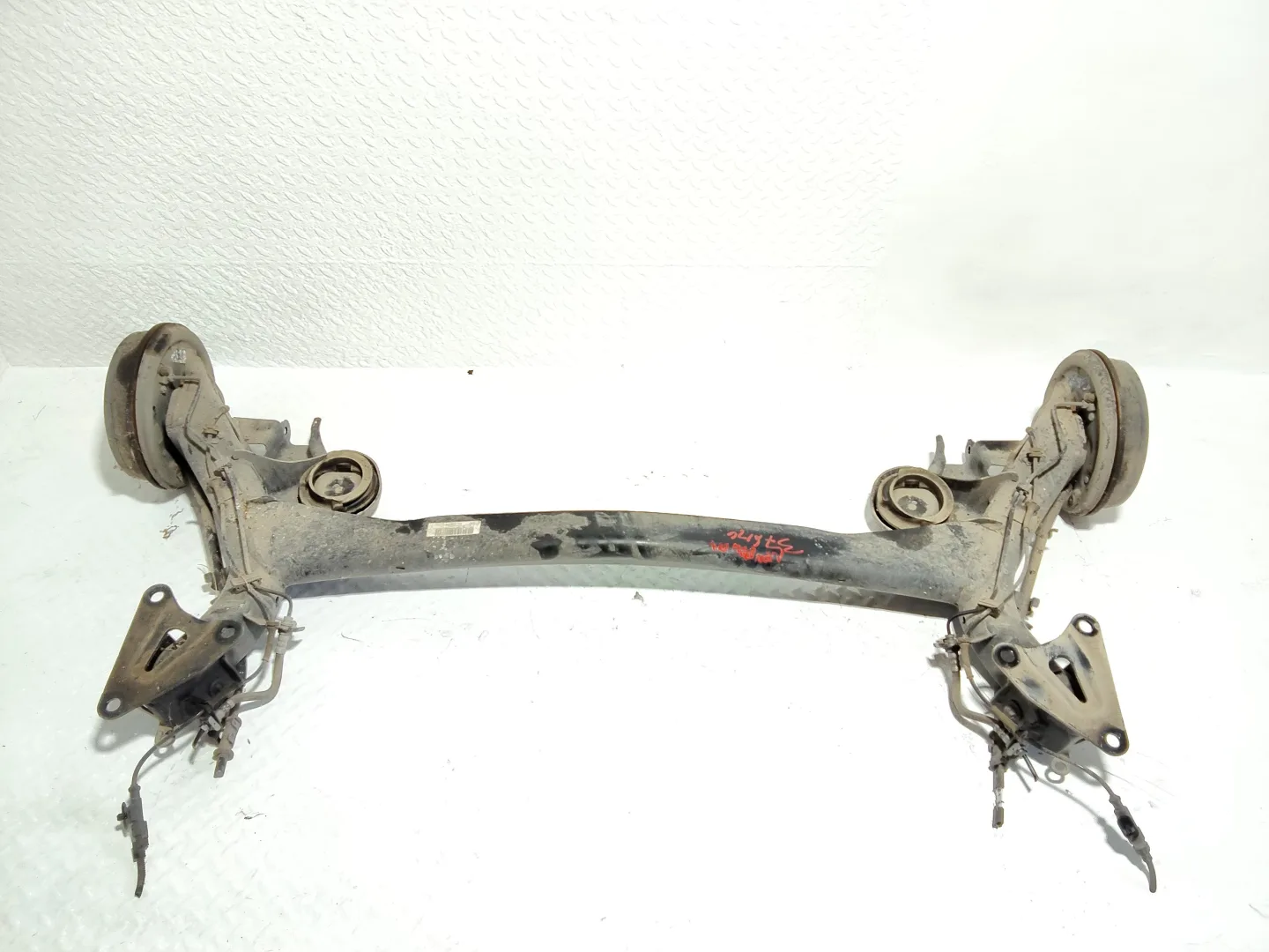 ASSALE POSTERIORE con codice 52143304 da FIAT Panda 3° Serie con codice motore 169A4000 Bifuel/Gas 1200 (12>)