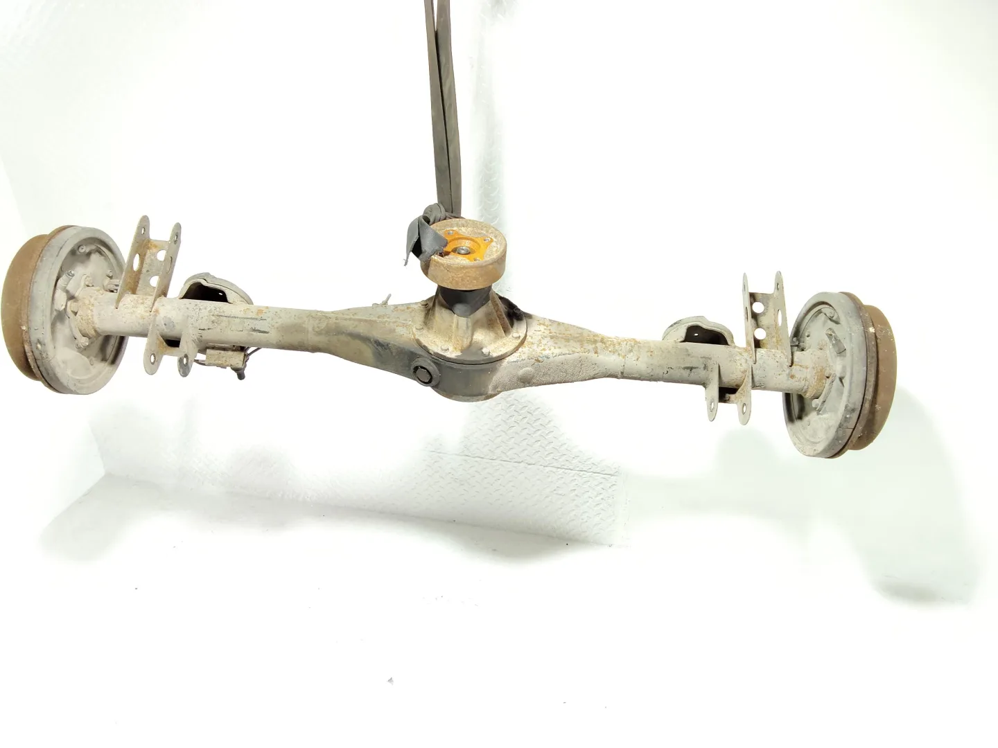 ASSALE POSTERIORE con codice 4231287401000 da DAIHATSU Terios 1° Serie con codice motore HC Benzina 1300 (97>06)