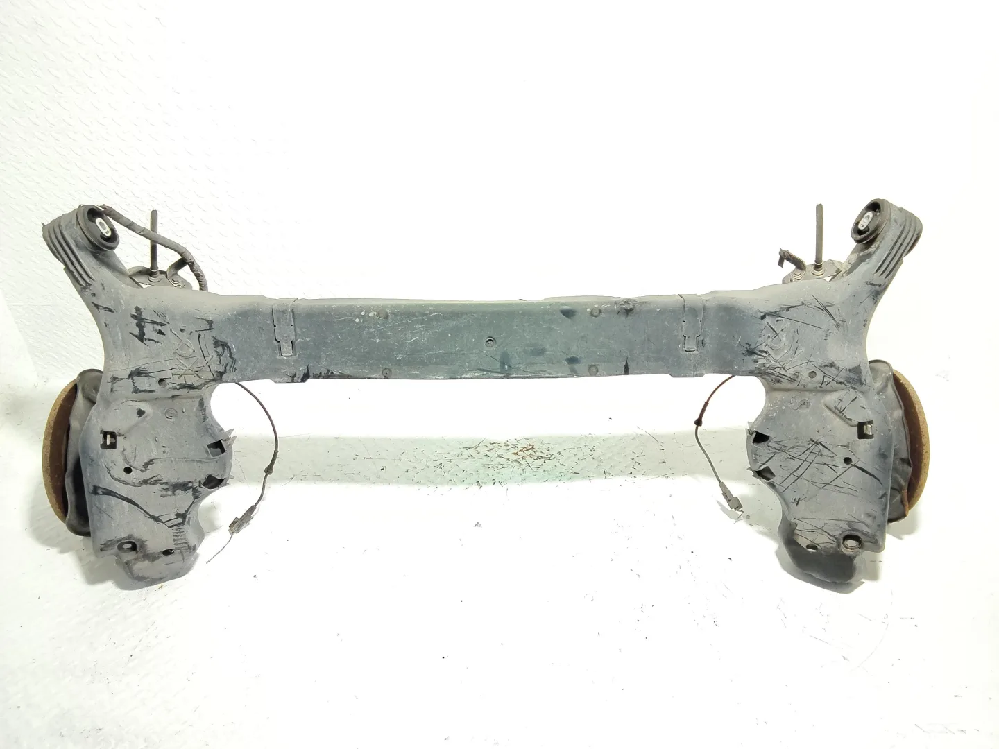 ASSALE POSTERIORE con codice 555014EA0A da RENAULT Kadjar Serie con codice motore H5HB4 Benzina 1300 (15>)