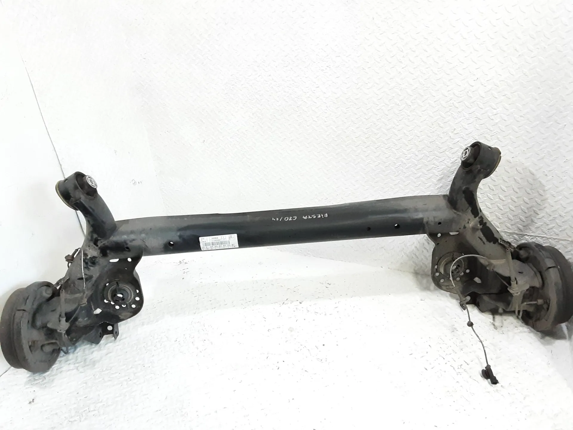 ASSALE POSTERIORE con codice E17285RS0837 da FORD Fiesta 7° Serie XPJA, XPJB, XPJC, XPJD Benzina 1100 (17>>)