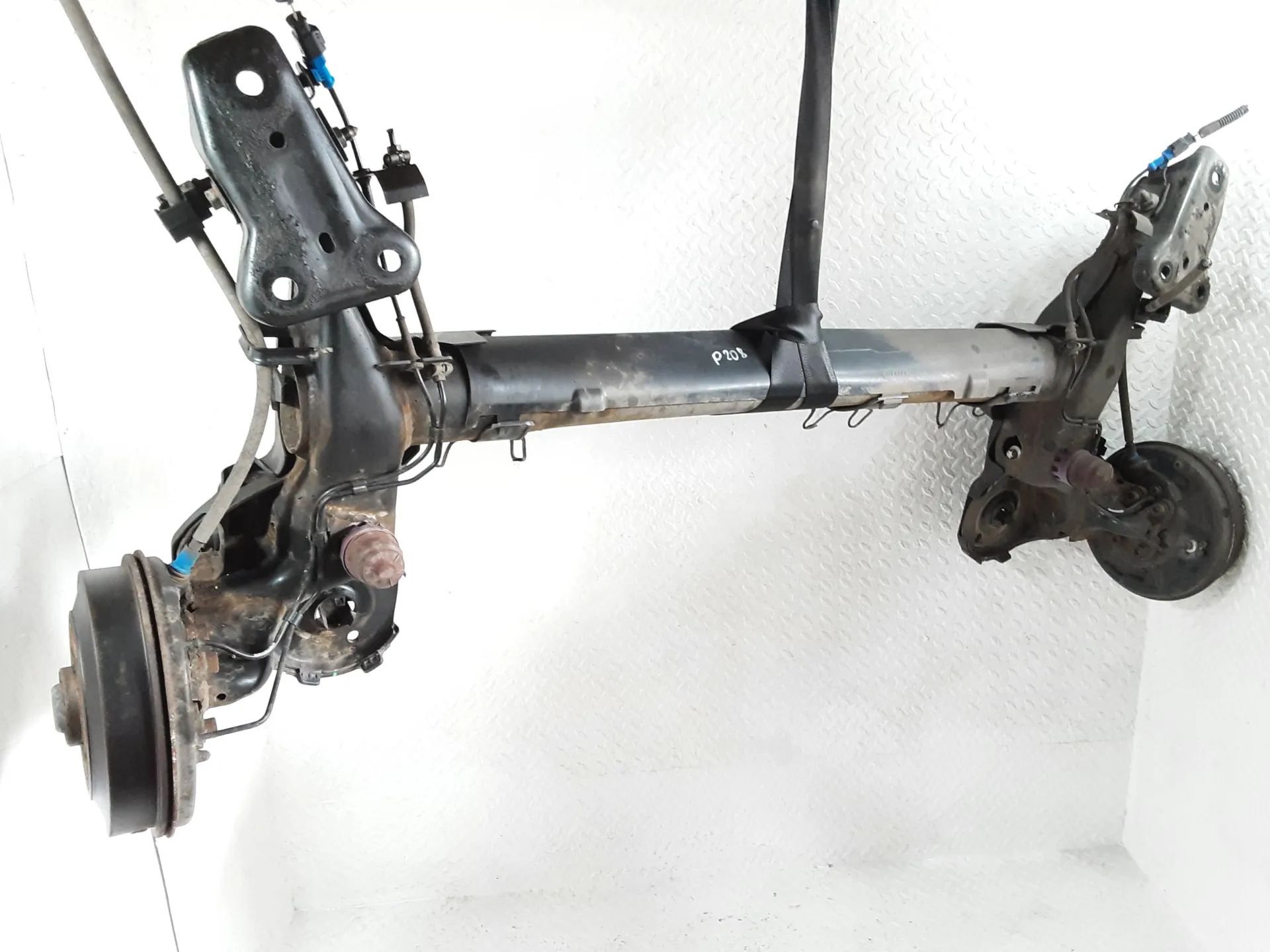 ASSALE POSTERIORE PEUGEOT 208 Serie 8HP (DV4C), 8HR (DV4C) Diesel 1400 (12>19)