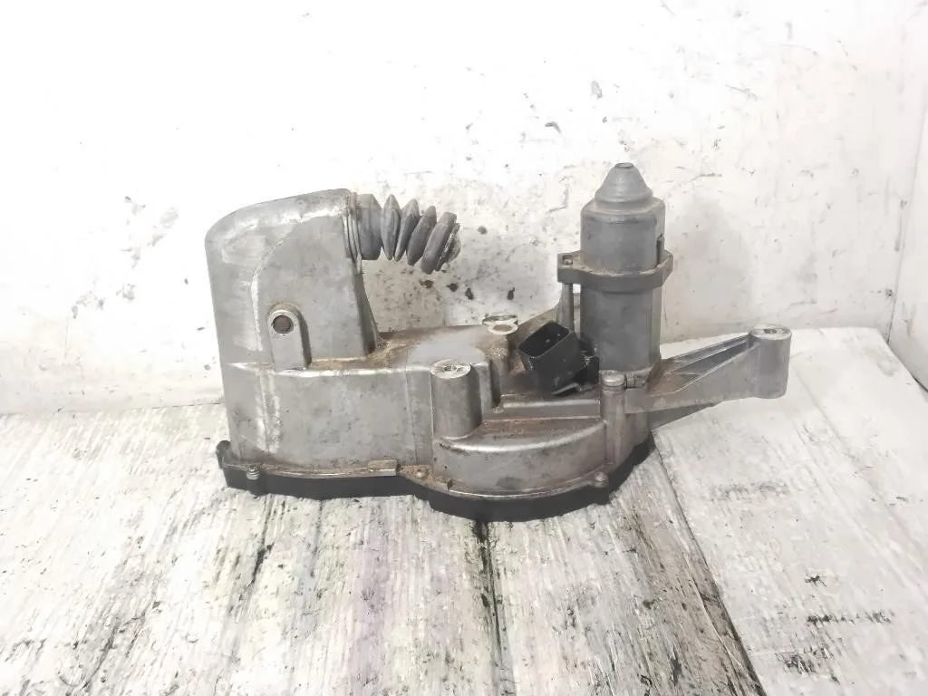 ATTUATORE FRIZIONE con codice 3981000089 da PEUGEOT 1007 1° Serie TU5JP4 benzina 1587 (05>)