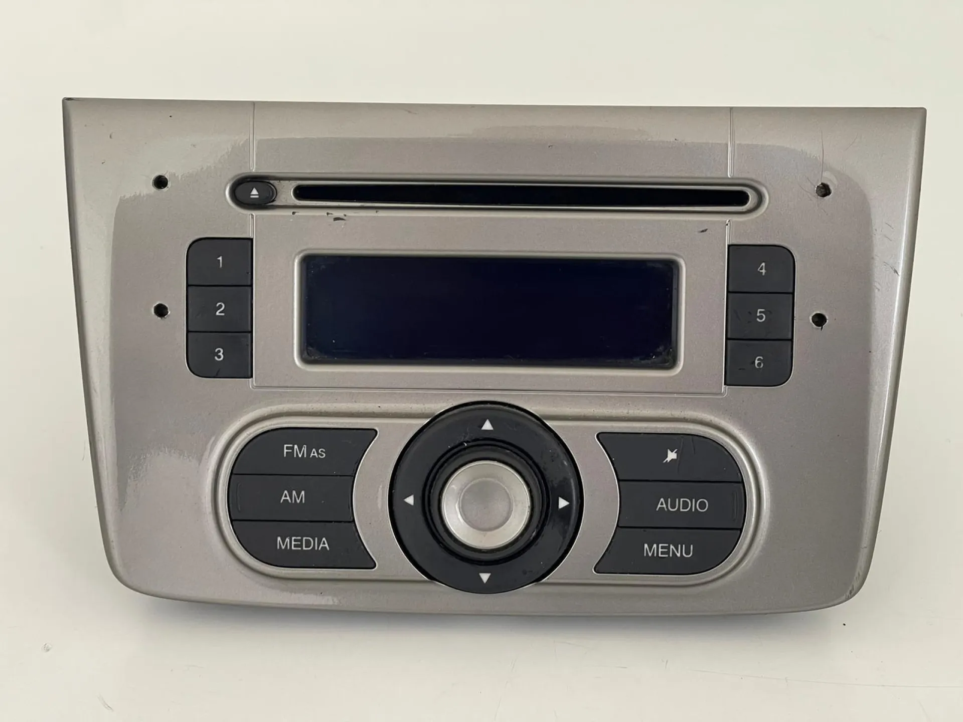 AUTORADIO con codice 7648526316 da ALFA ROMEO Mito Serie (955_) (08>)