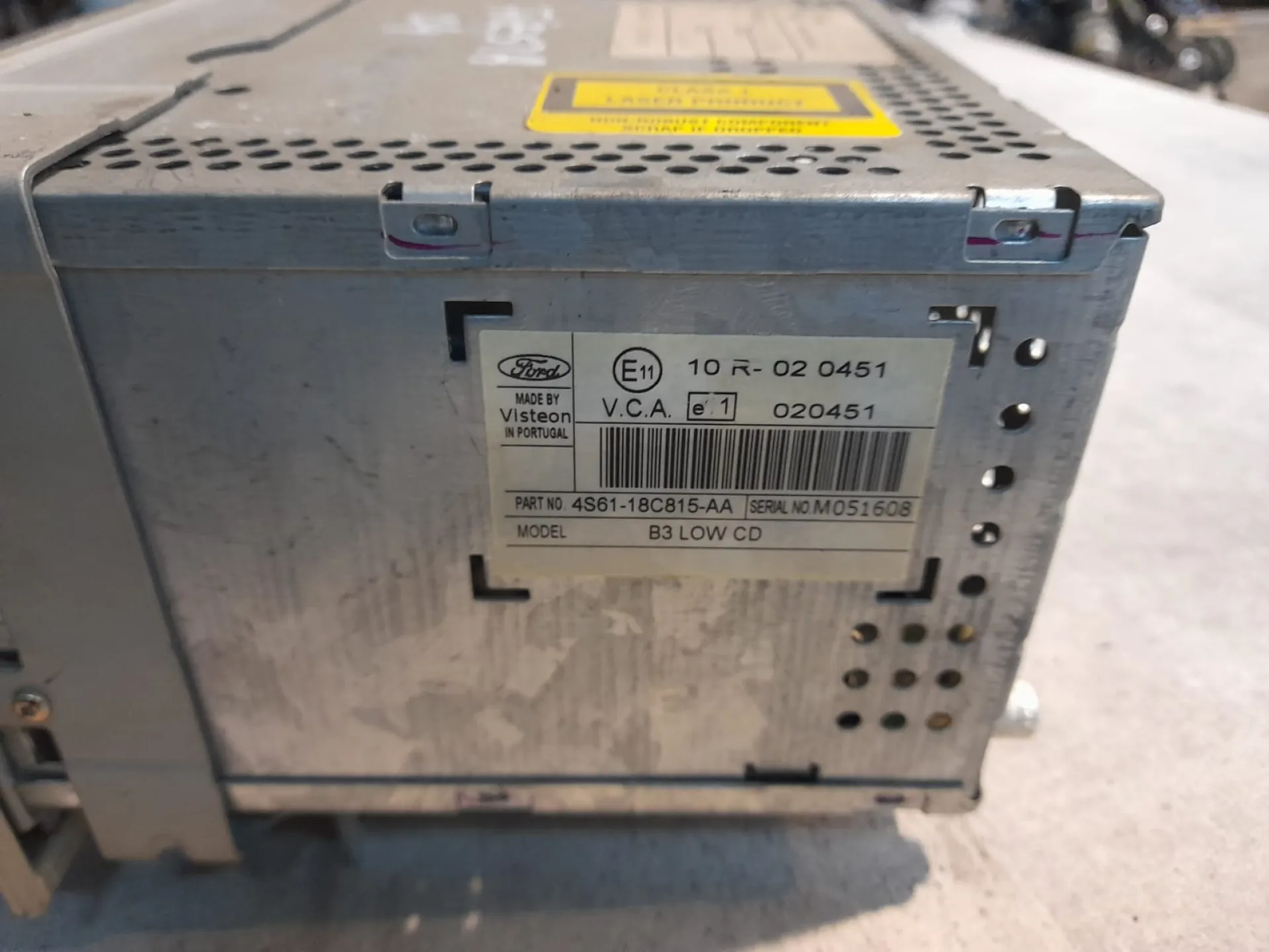 Autoradio Ford Fiesta 1.4 D del 2004 CODICE RICAMBIO : E11020451