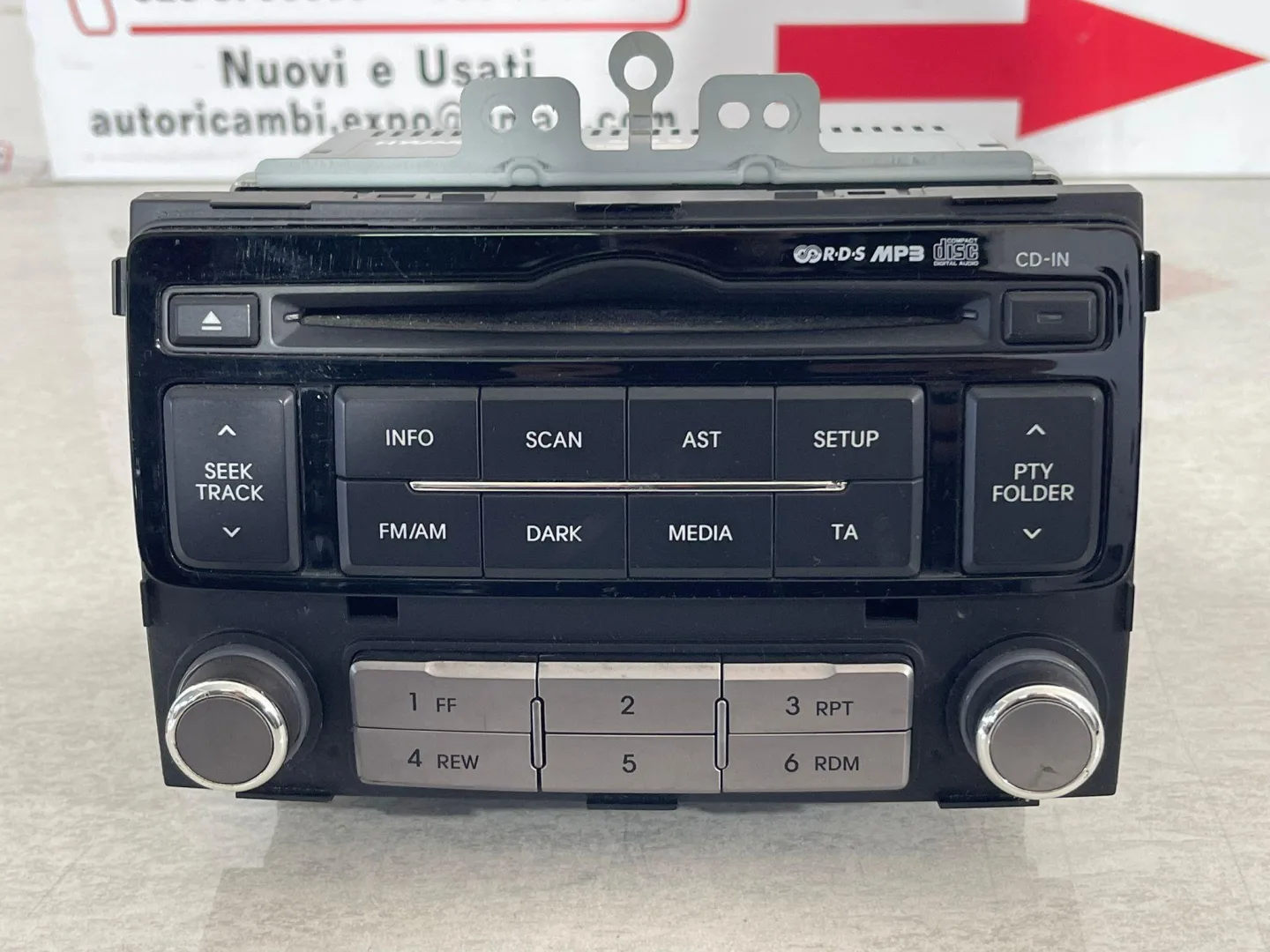 AUTORADIO HYUNDAI i20 1° Serie 961211J350BLH (08>14)