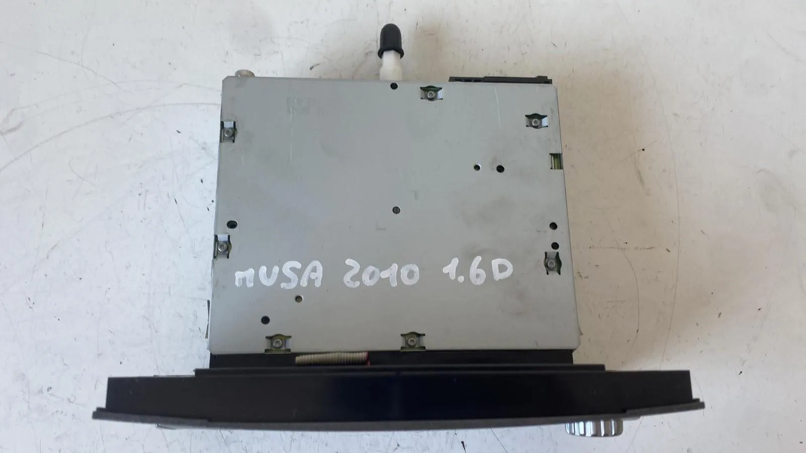 AUTORADIO con codice 7647338316 da LANCIA Musa 2° Serie (07>)
