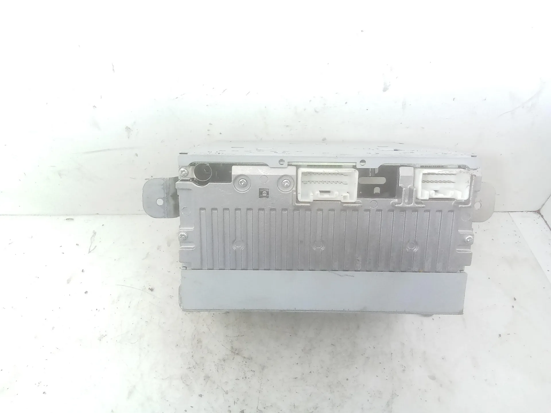 AUTORADIO con codice 8701a260 da MITSUBISHI Outlander Serie (CW0) (07>09)