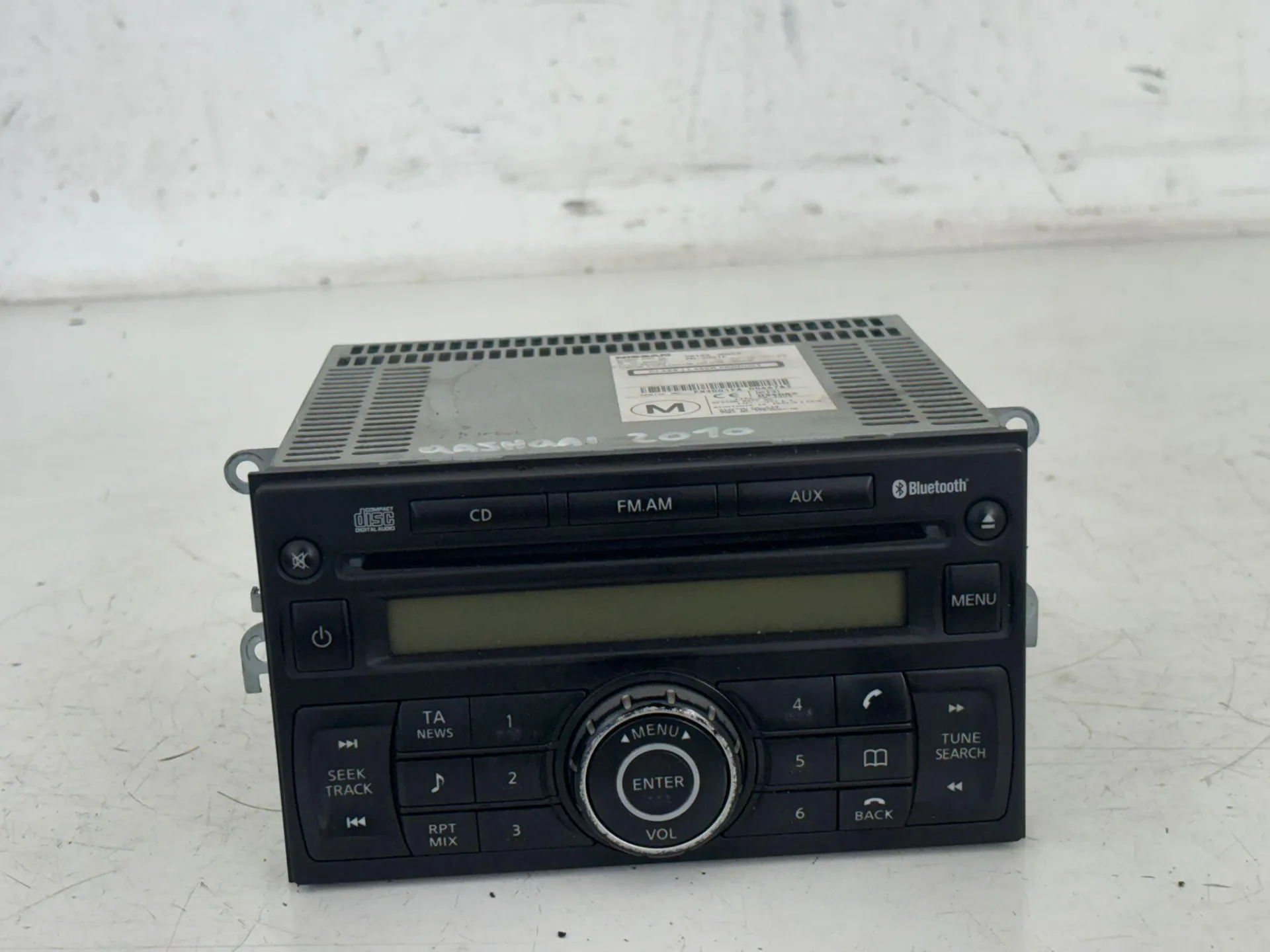AUTORADIO con codice 28185 JD05A da NISSAN Qashqai 2° Serie (10>13)