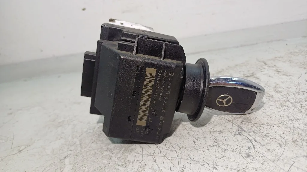 BLOCCASTERZO MERCEDES CLS W219 A2115452308 642920 (04>10)