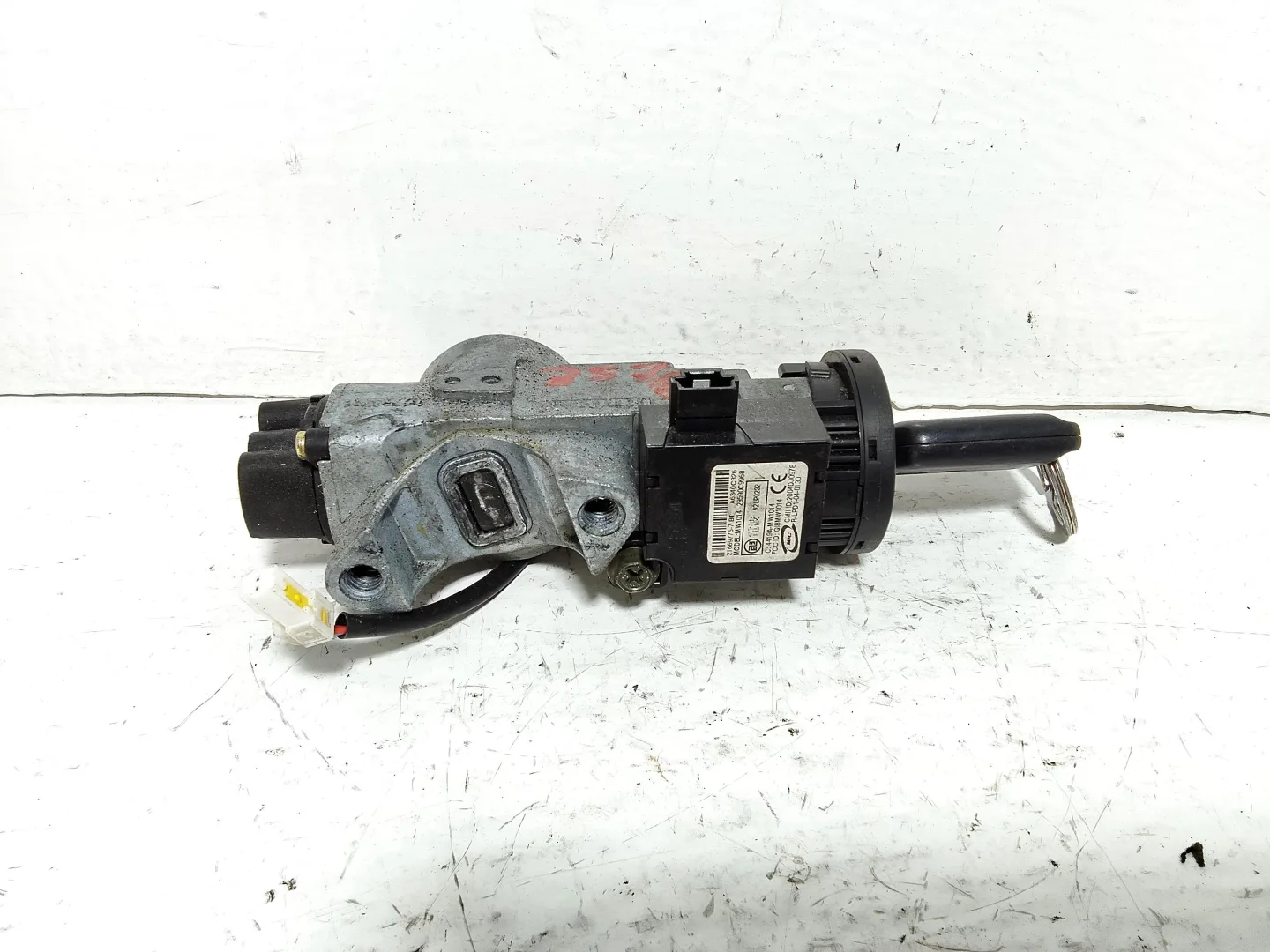 BLOCCASTERZO con codice 28590C9968 da NISSAN Qashqai 1° Serie (06>09)