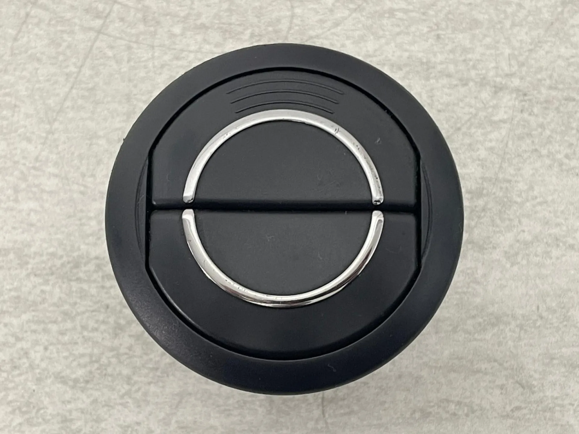 BOCCHETTA ARIA CRUSCOTTO SX ALFA ROMEO Mito Serie (955_) 156088245 con codice motore 955A3000 (08>)