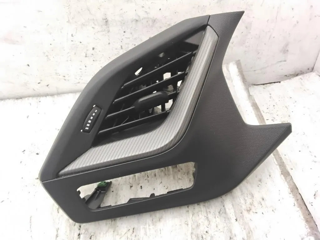 BOCCHETTA ARIA CRUSCOTTO SX con codice 6823188 da BMW Serie 1 F40 (19>)